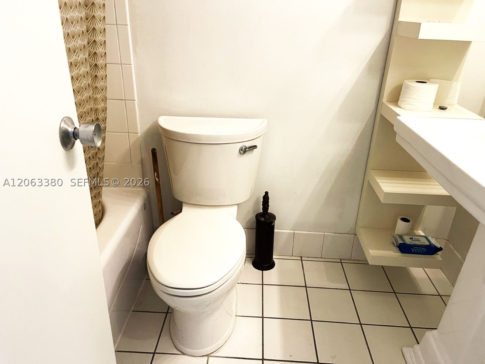 1200 West Bs2 Property Photo 16