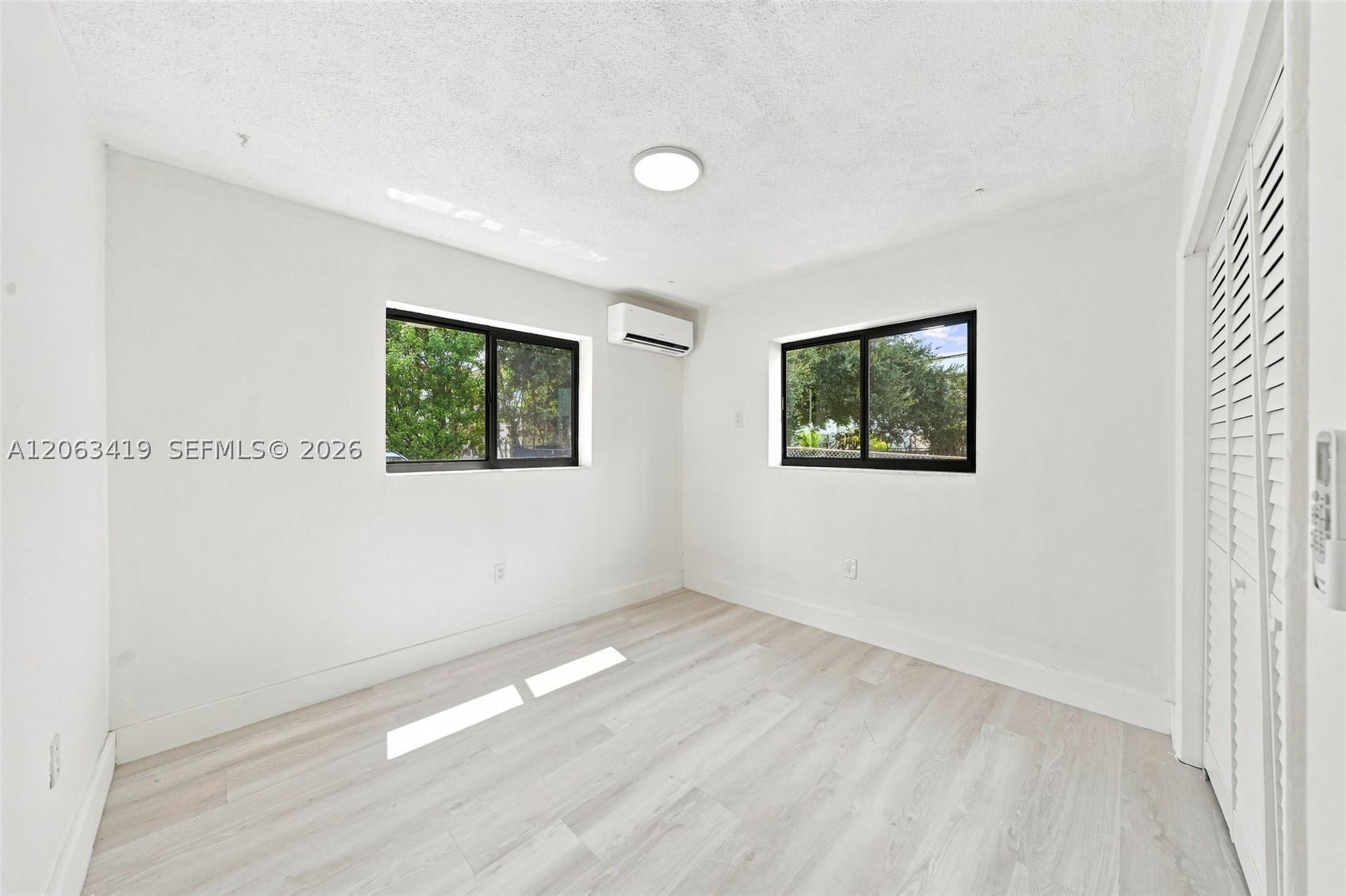 635 Sw 7th Ct Apt 4 Property Photo 23
