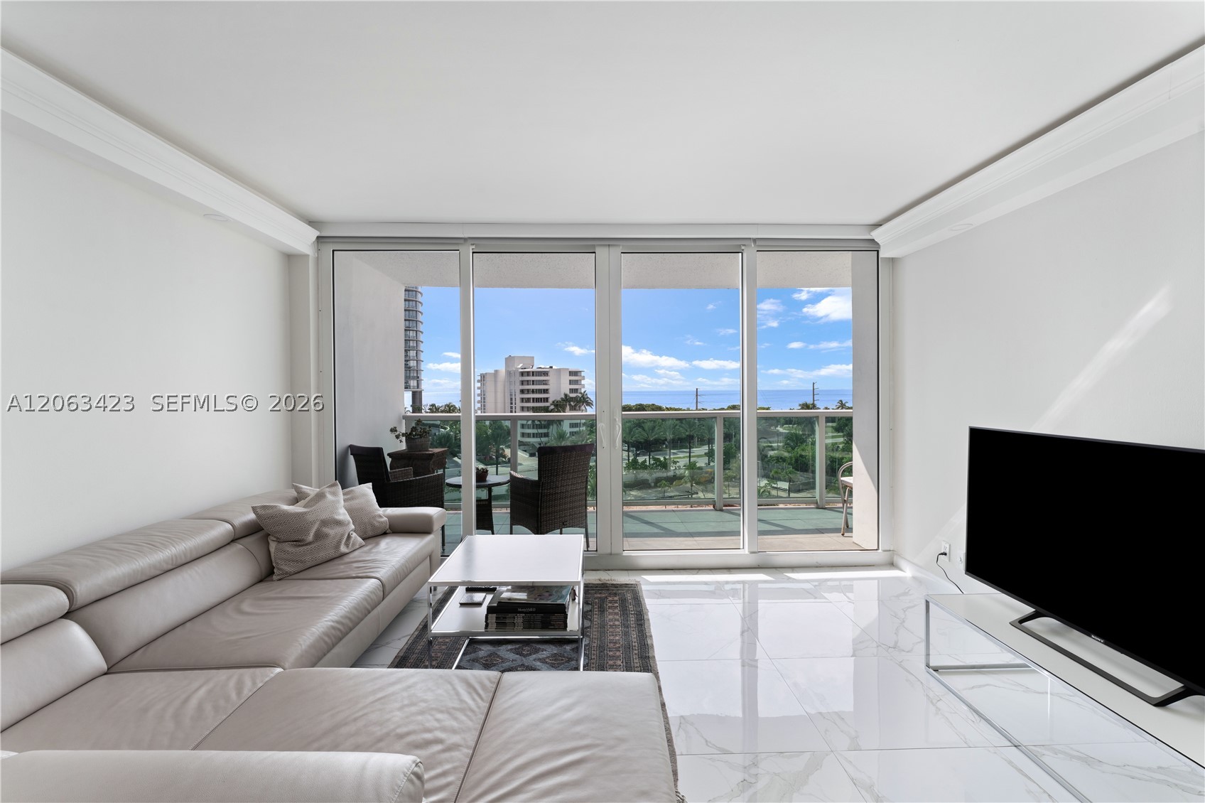 100 Bayview Dr 709 Property Photo 8