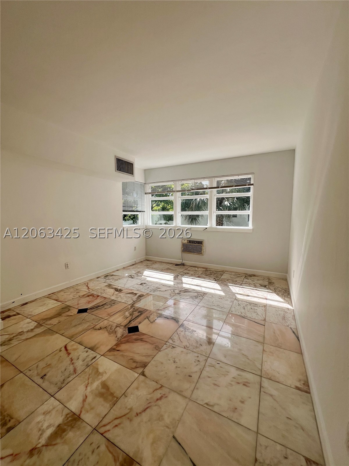 9350 E Bay Harbor Dr 6 Property Photo 8