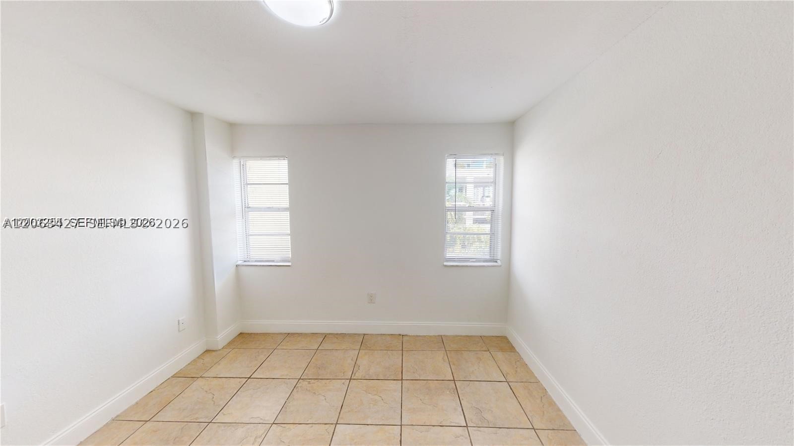 453 Sw 2nd St 301c Property Photo 13