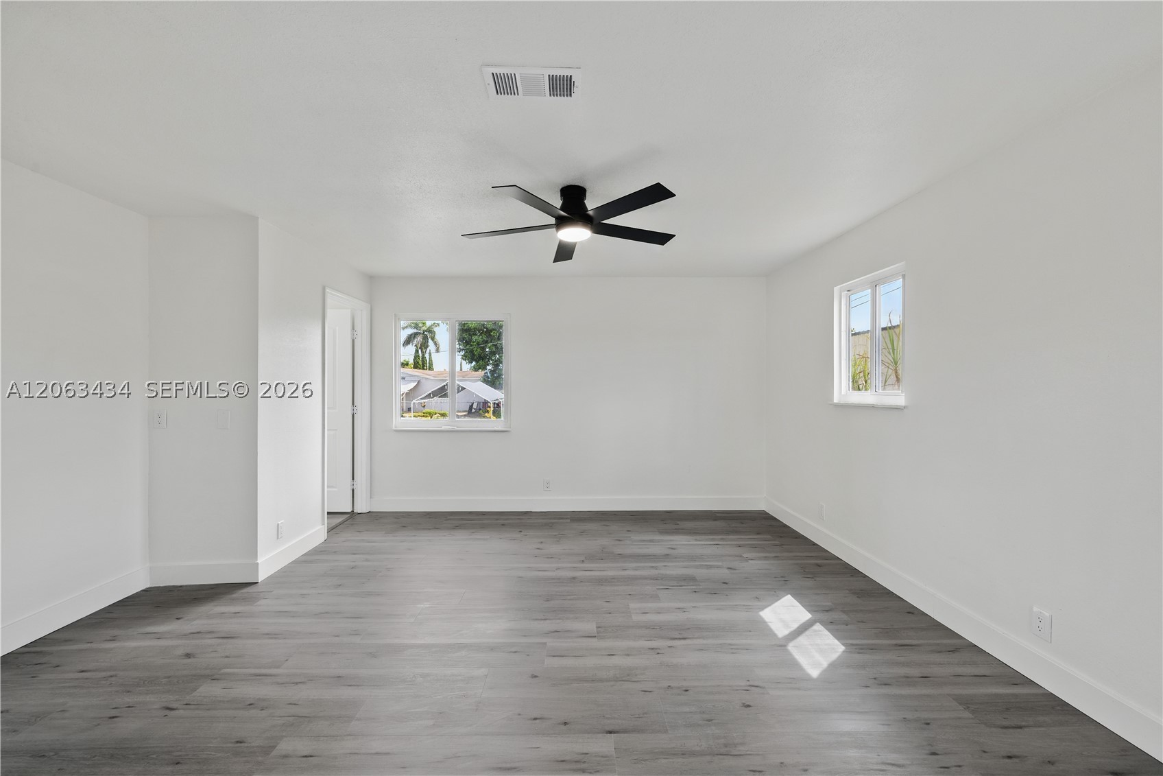 1867 Nw 8th Ave Property Photo 15
