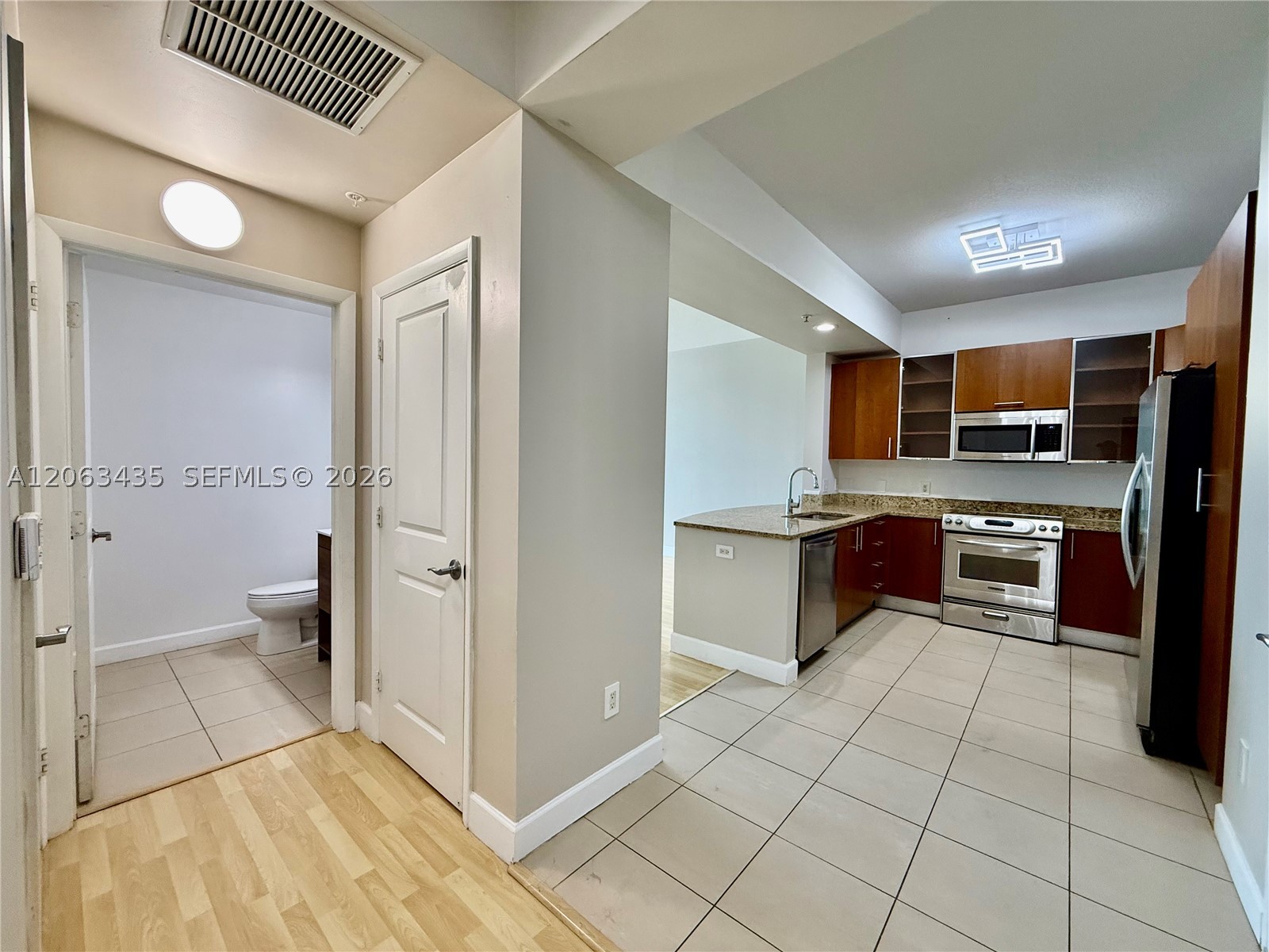 1945 S Ocean Dr 710 Property Photo 33