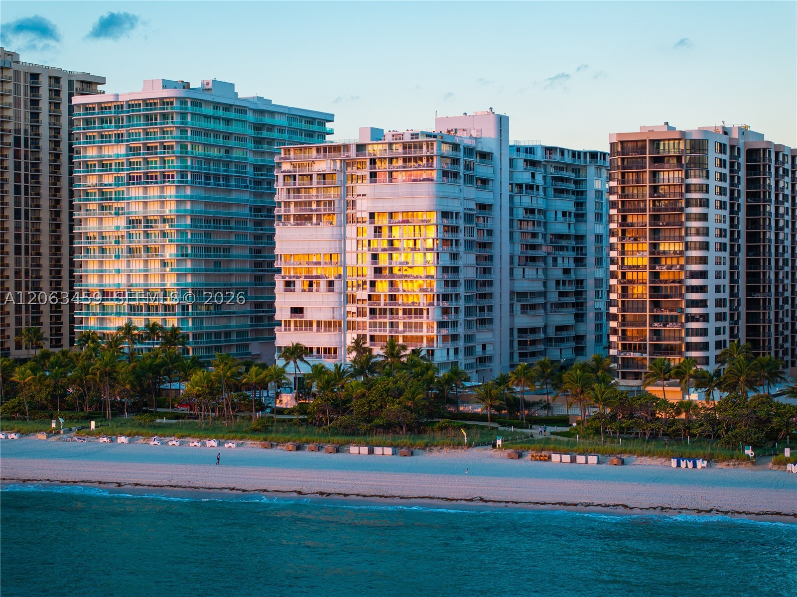 10155 Collins Ave 202 Property Photo 4