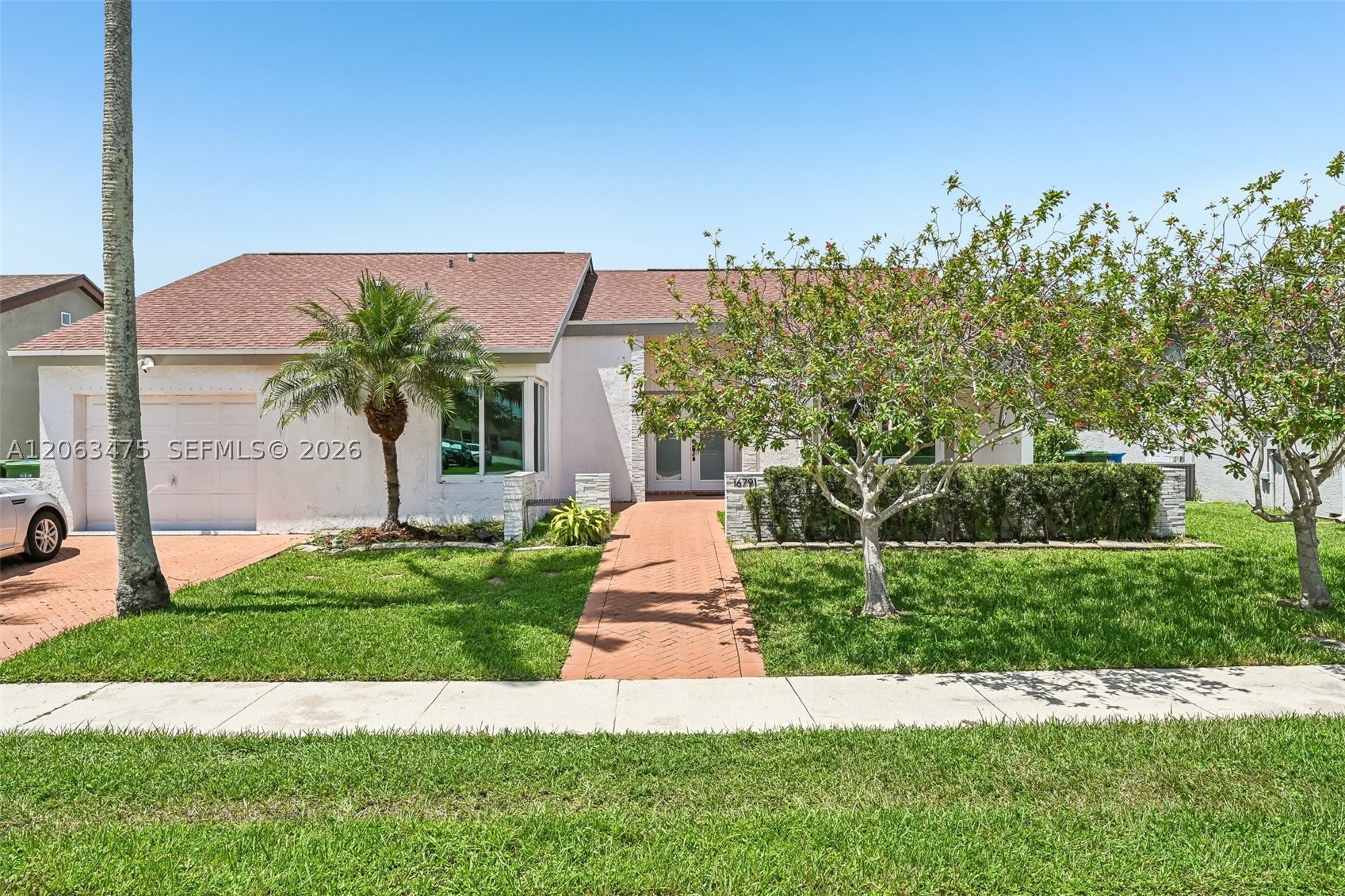 16791 Royal Poinciana Dr Property Photo 1