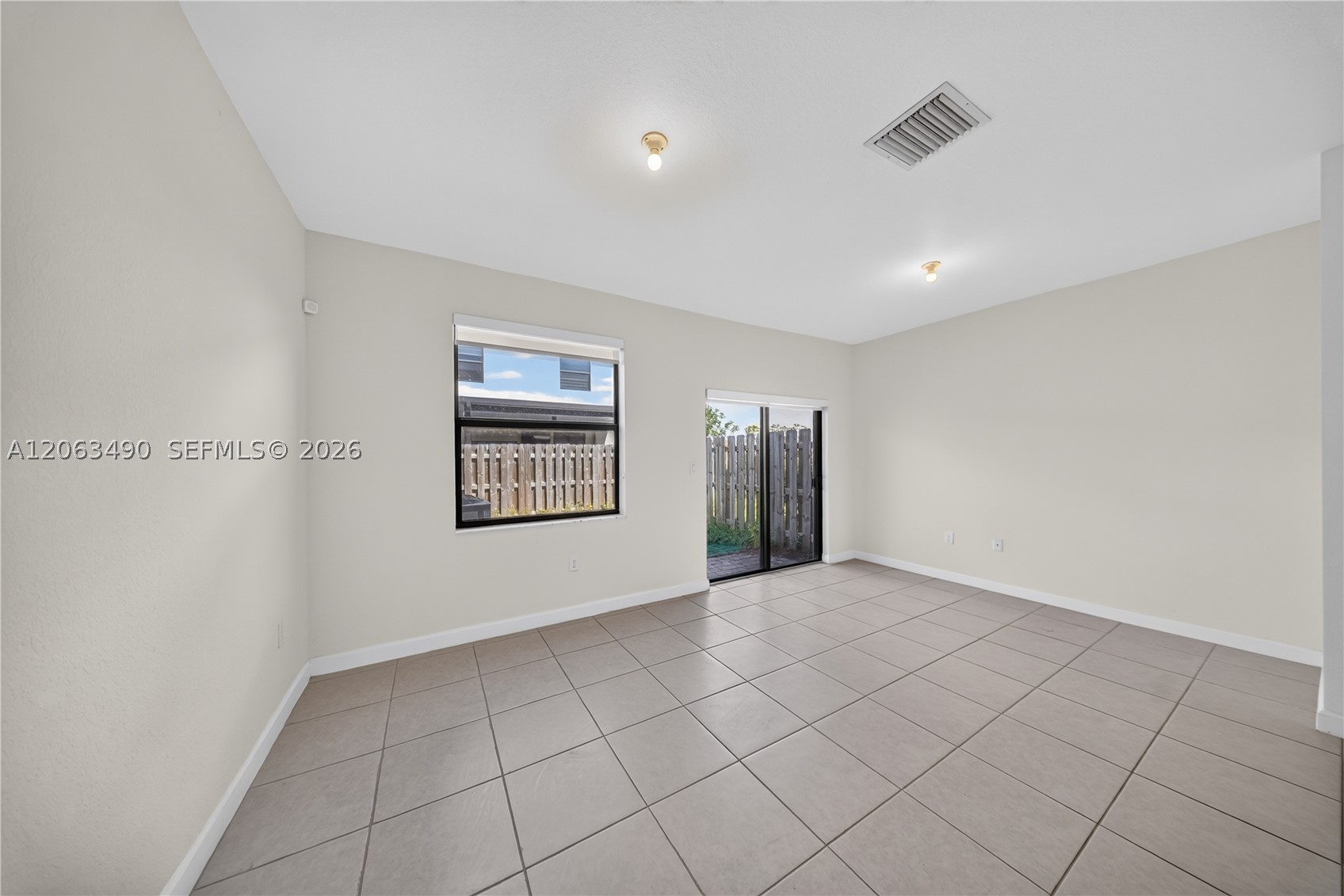 23450 Sw 127th Pl Property Photo 11
