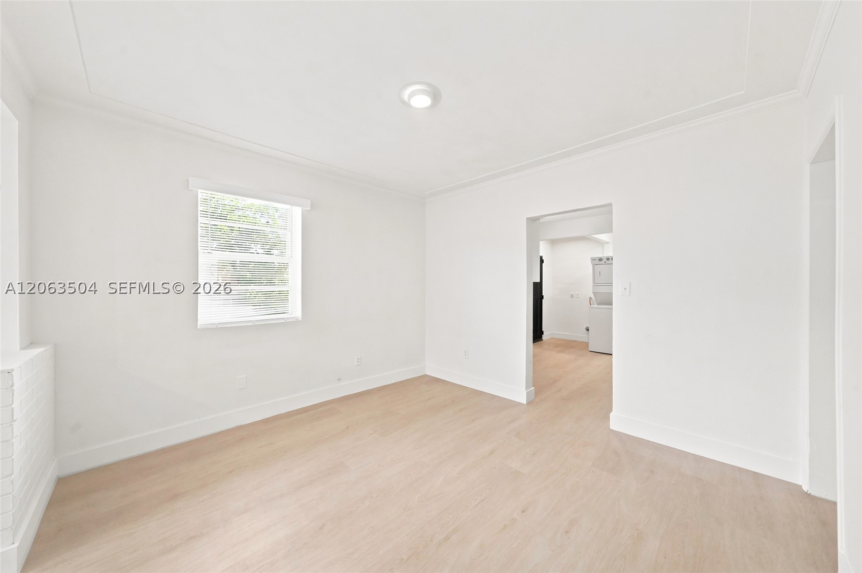 119 Ne 56th St 1 Property Photo 13