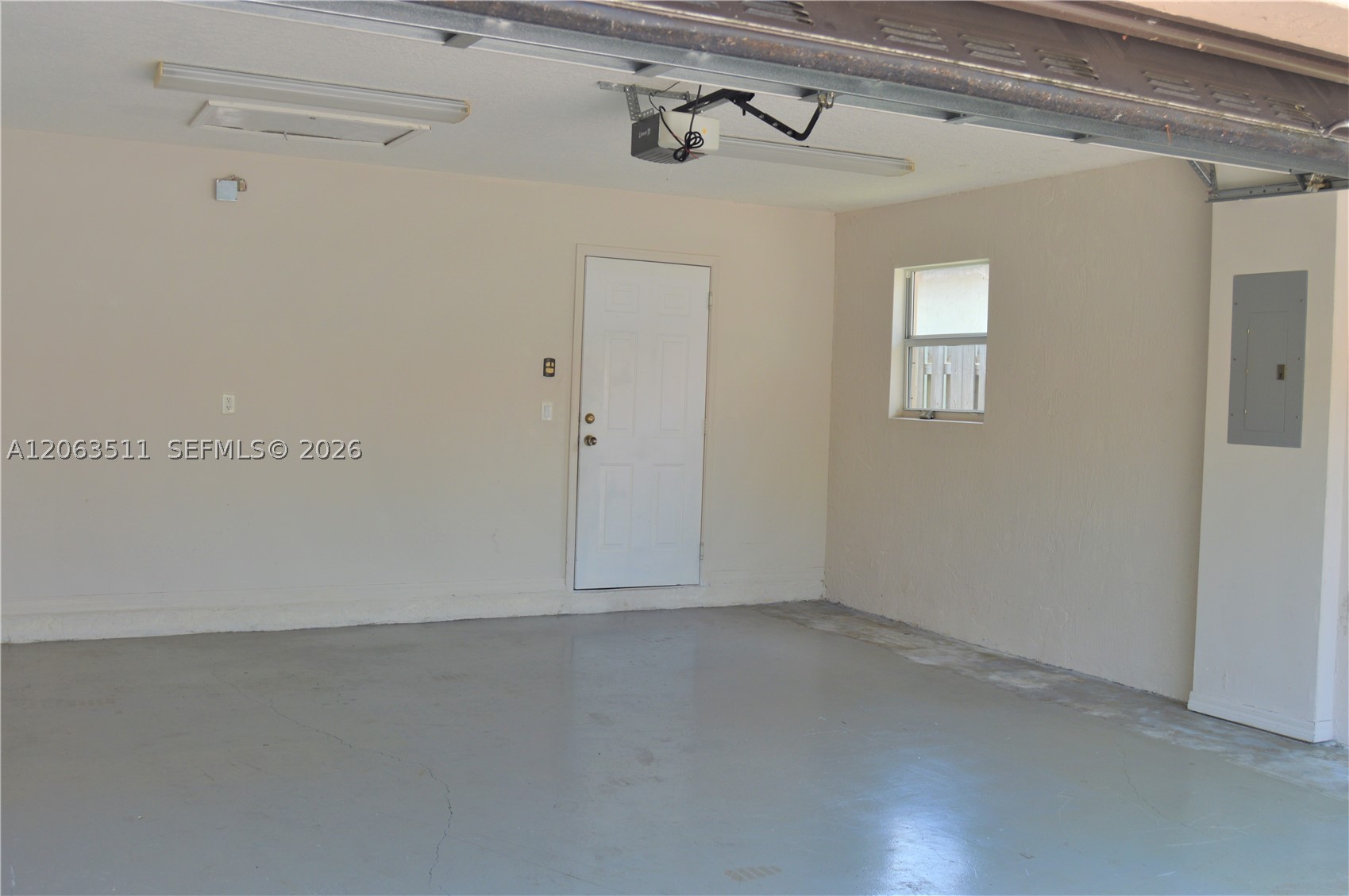 1855 Ne 36th Ave 1855 Property Photo 7