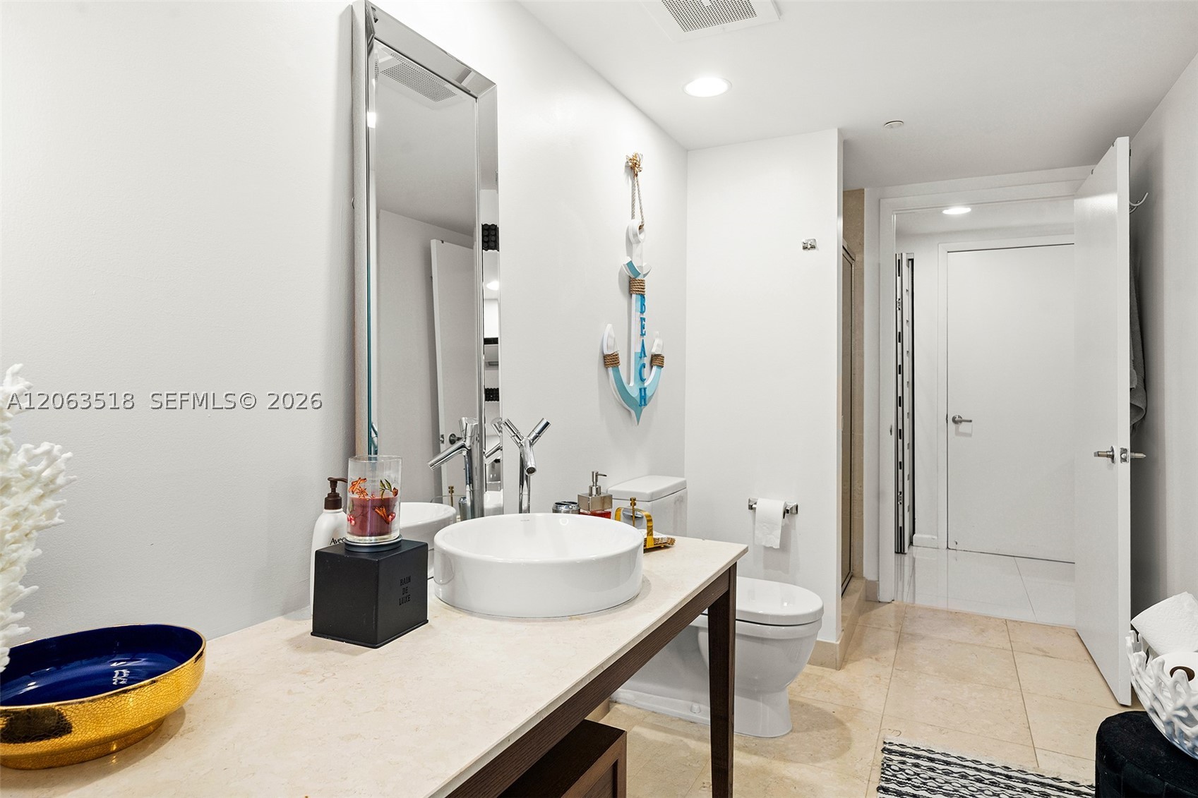 495 Brickell Ave 1802 Property Photo 11
