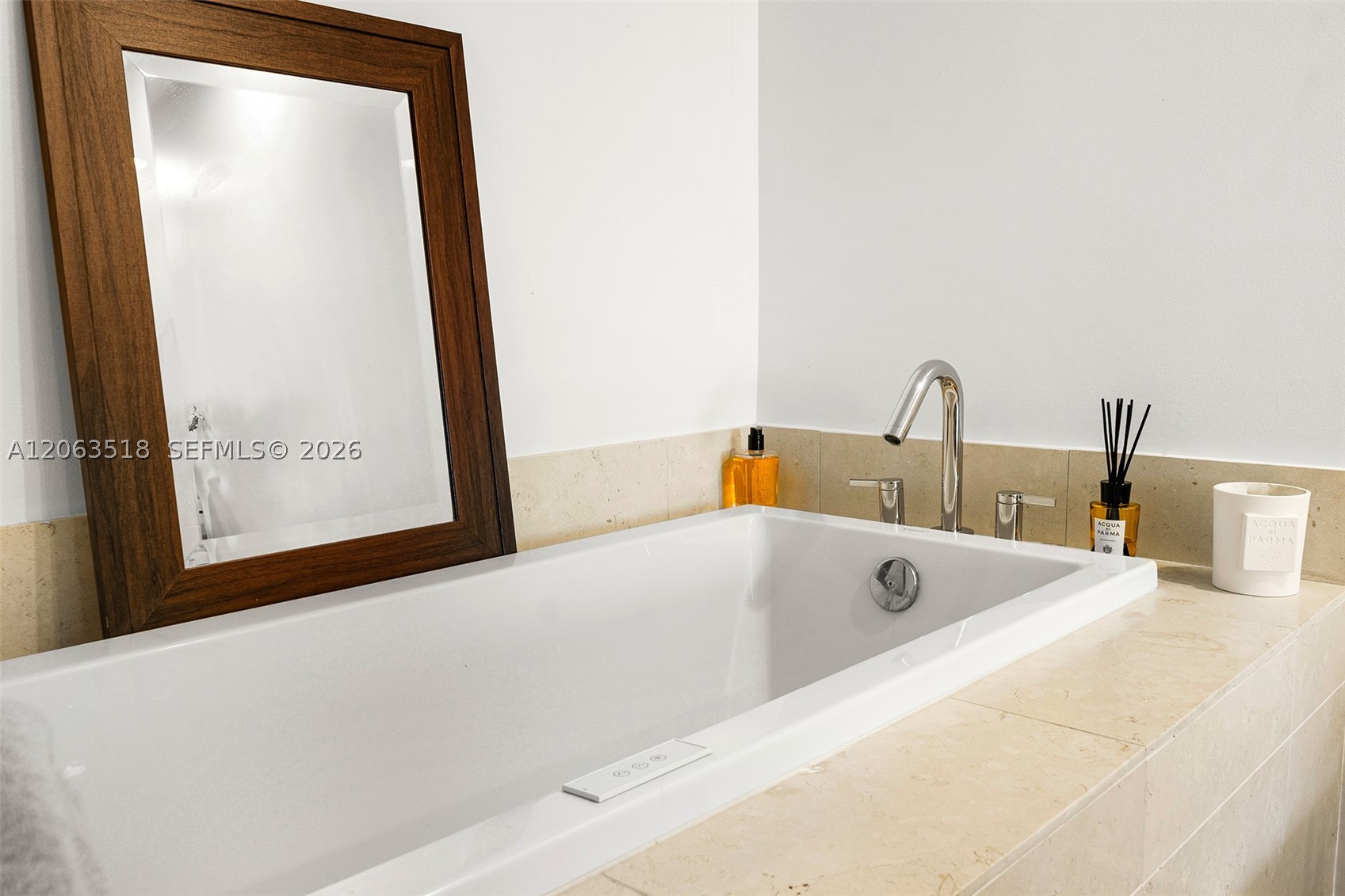 495 Brickell Ave 1802 Property Photo 28
