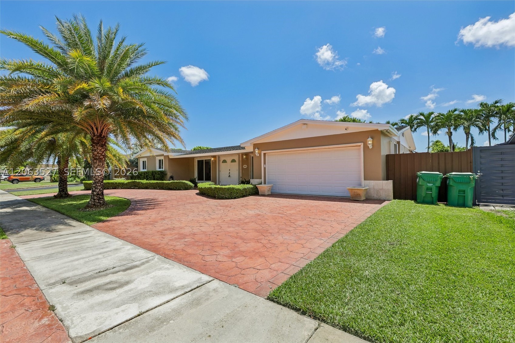 14552 Sw 75th St Property Photo 3