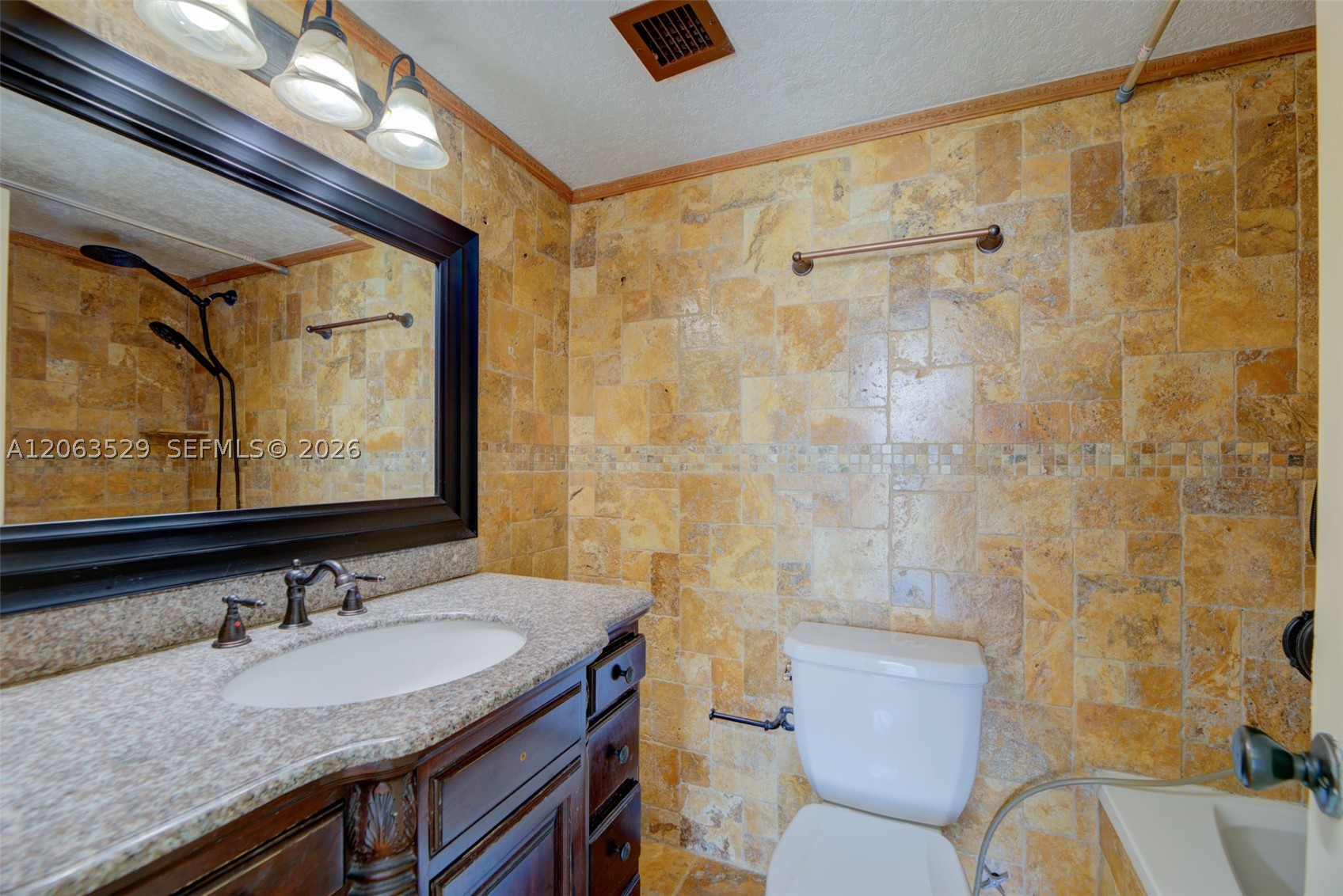 2350 Ne 135th St 1503 Property Photo 7
