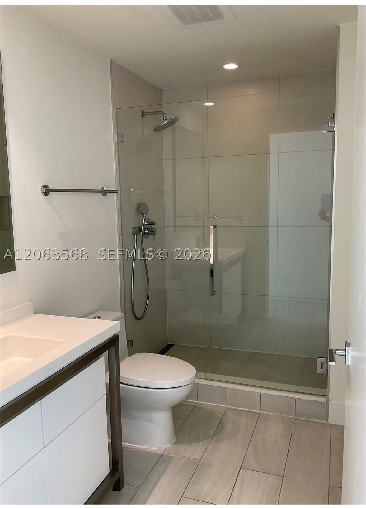 2000 Metropica Way 504 Property Photo 25