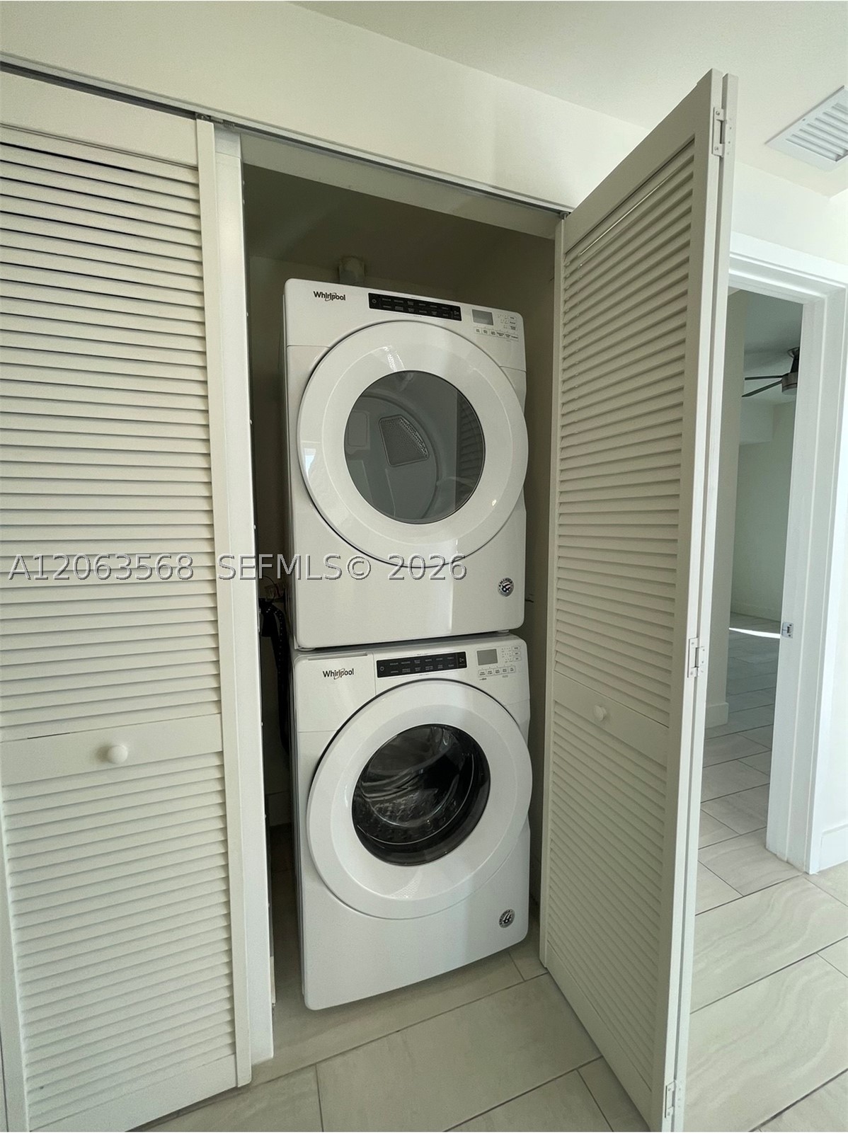 2000 Metropica Way 504 Property Photo 36