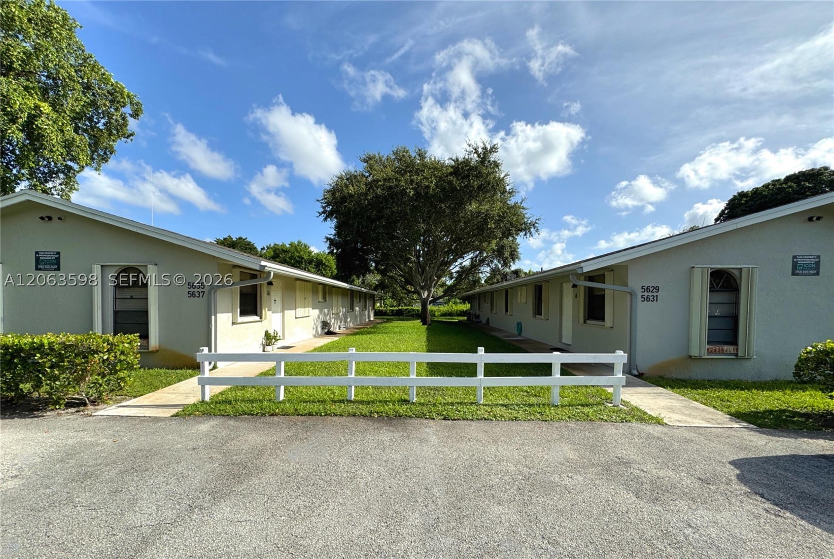 5637 Taft St 5637 Property Photo 10