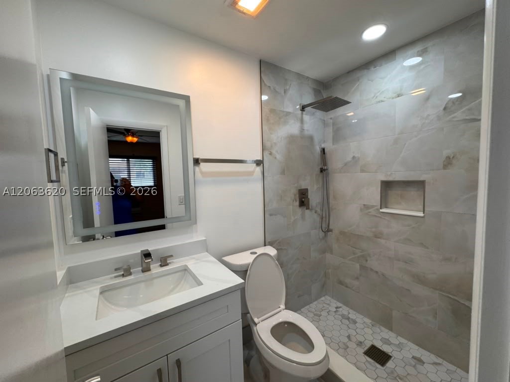 18331 NW 2nd Ct Property Photo 1