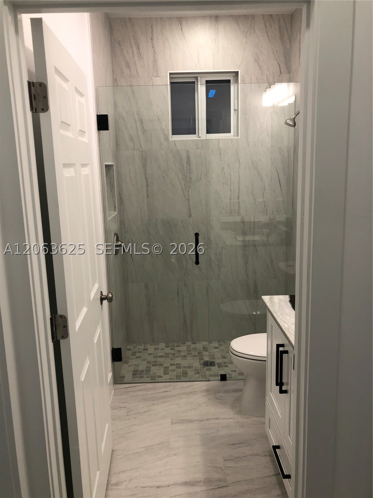 4568/4570 Golfview Blvd Property Photo 14