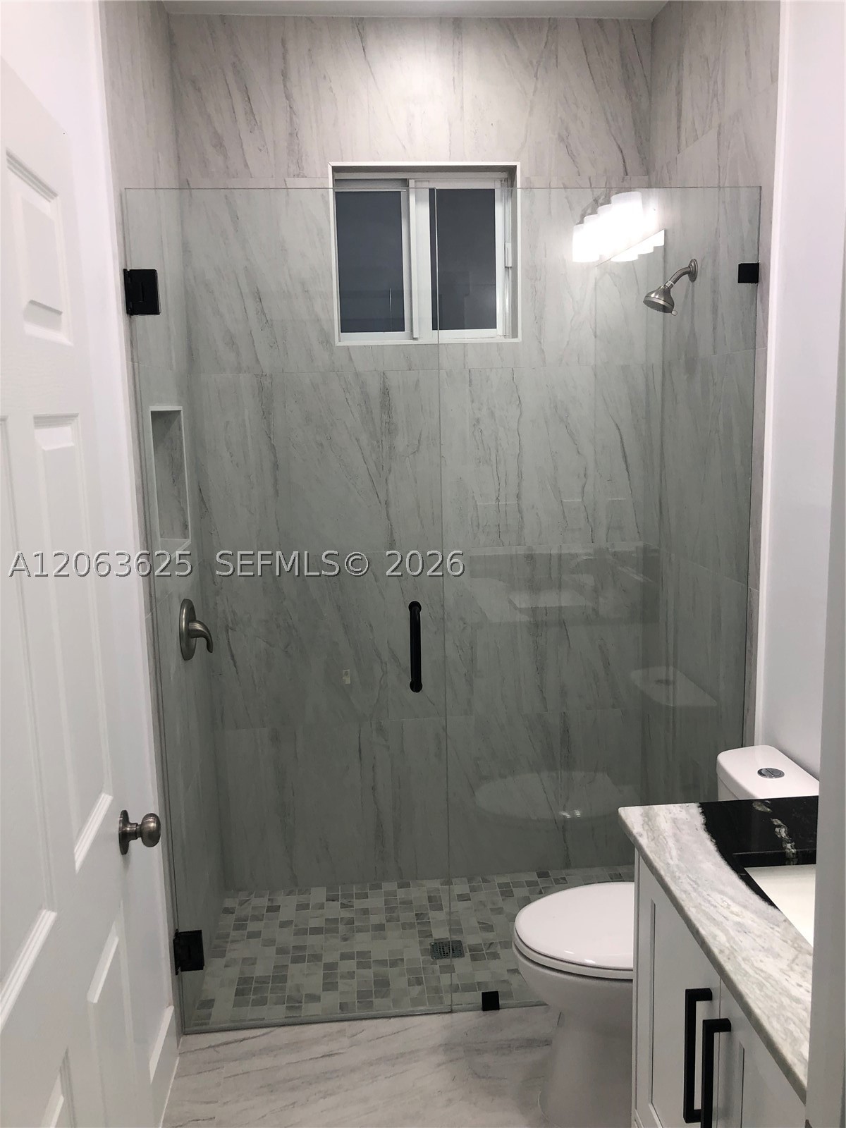 4568/4570 Golfview Blvd Property Photo 16