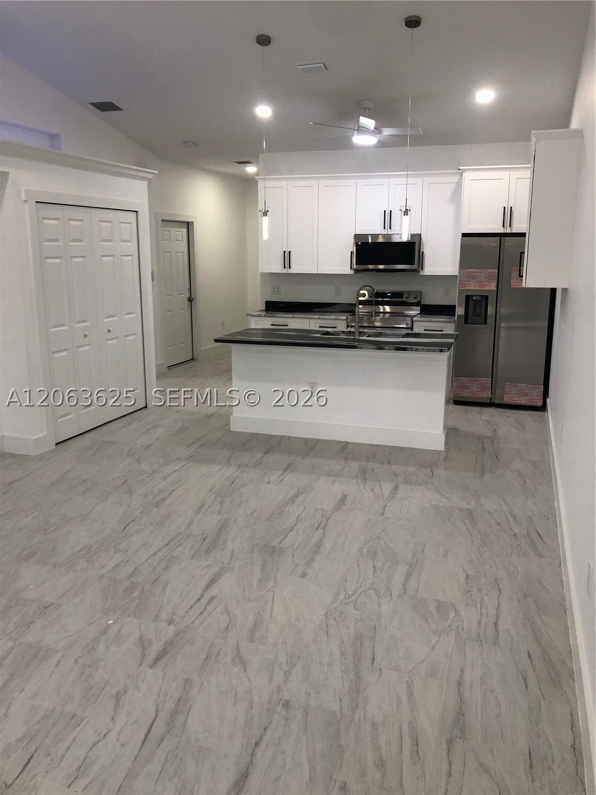 4568/4570 Golfview Blvd Property Photo 19