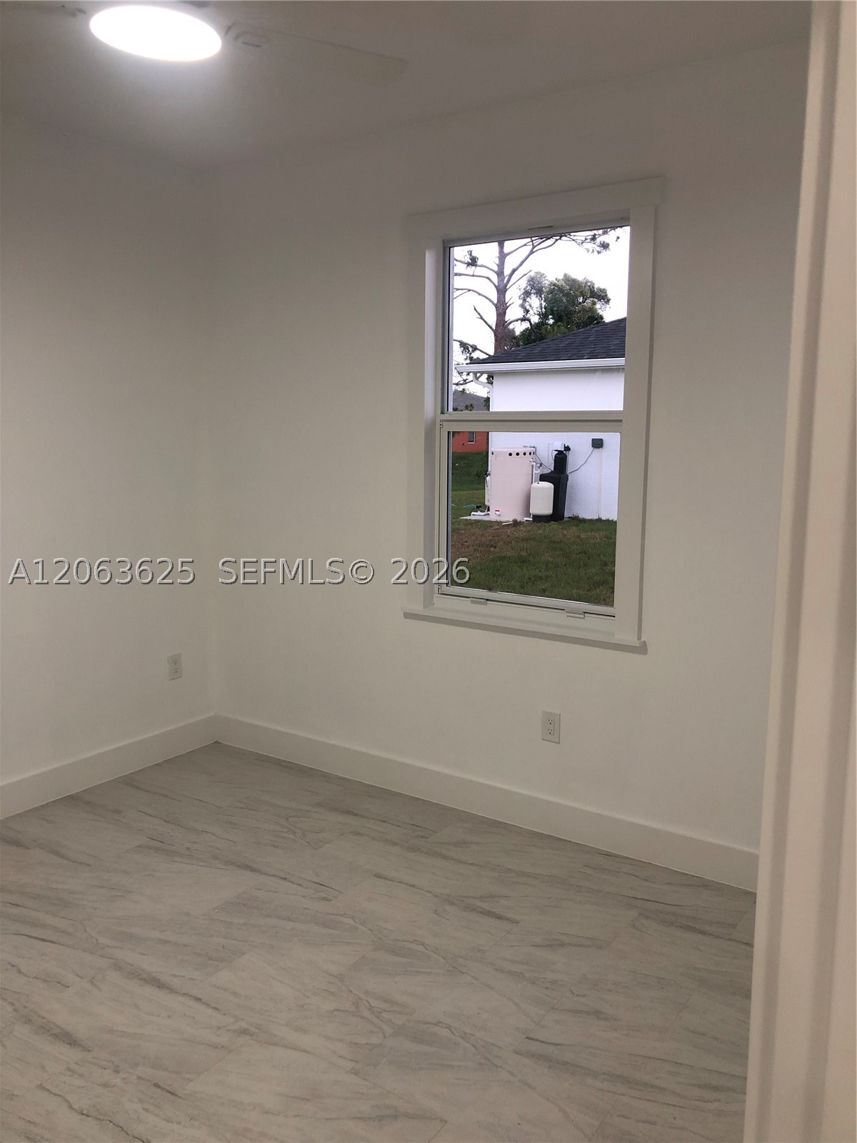 4568/4570 Golfview Blvd Property Photo 21