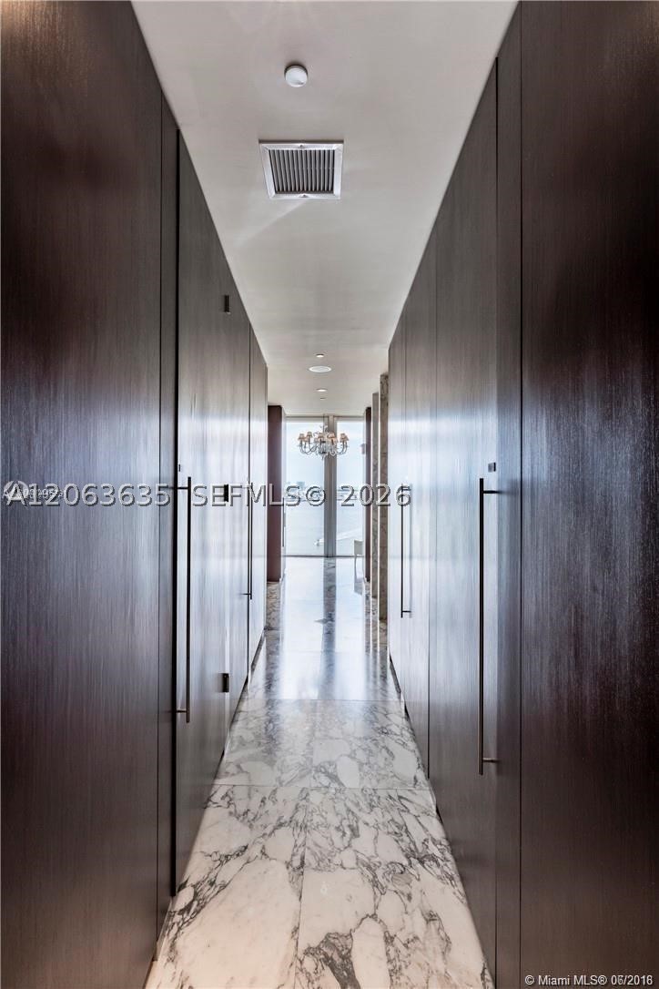 465 Brickell Ave 604 Property Photo 13