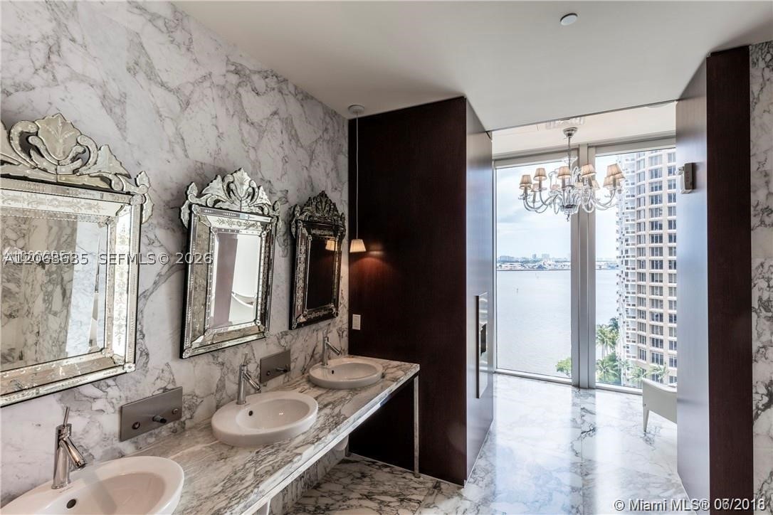 465 Brickell Ave 604 Property Photo 14