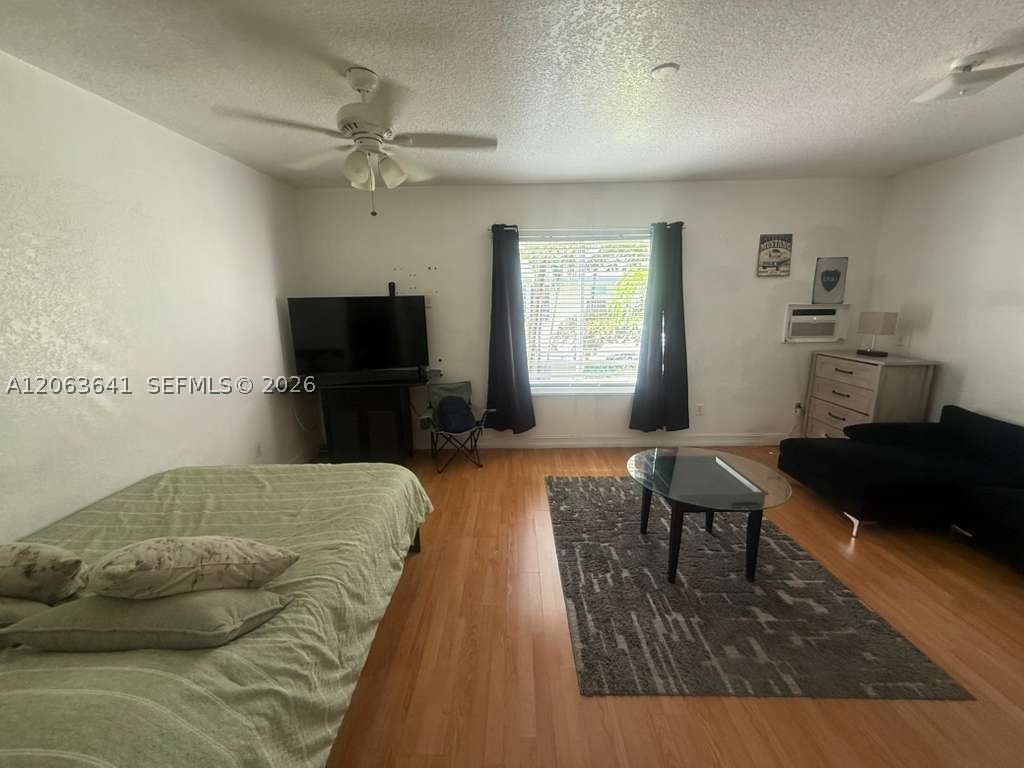 820 Euclid Ave 206 Property Photo 4