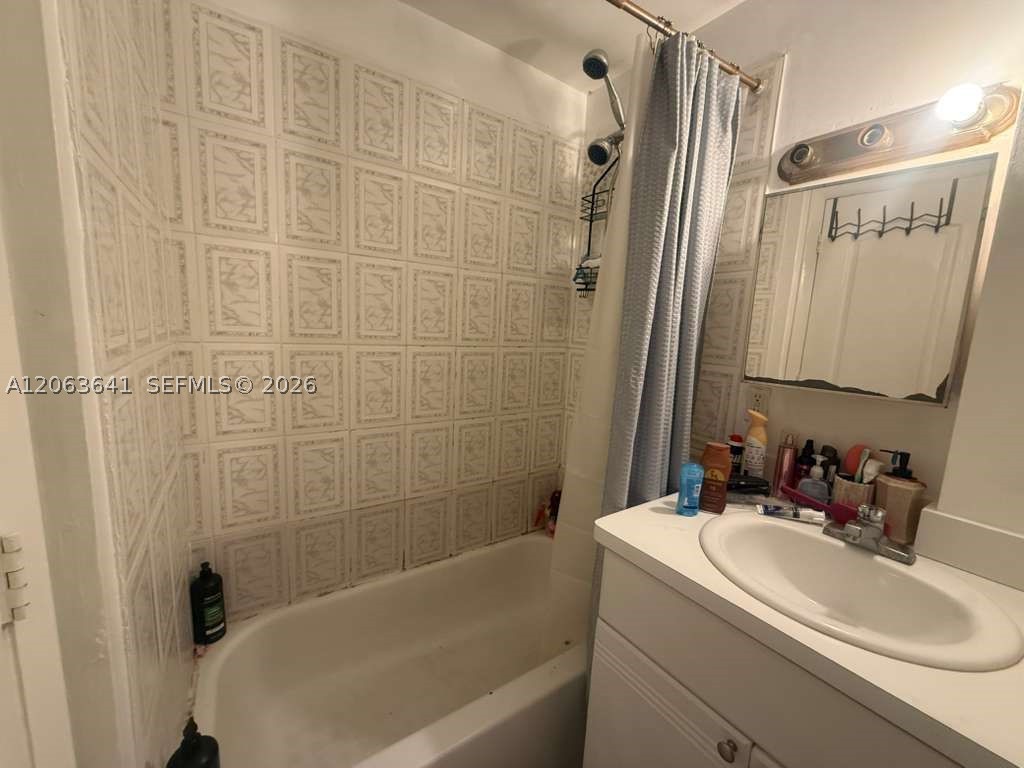 820 Euclid Ave 206 Property Photo 10