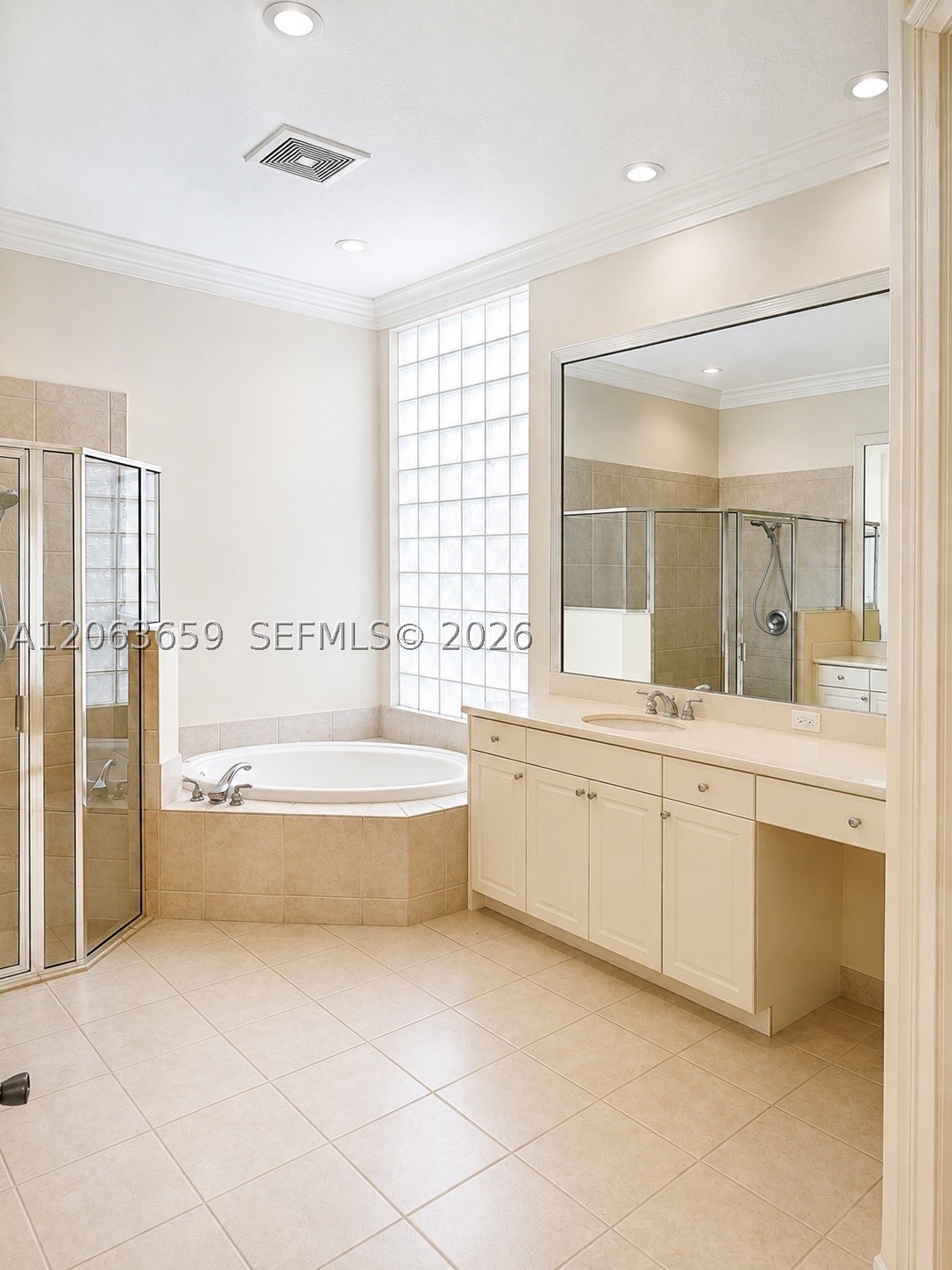 138 Tranquilla Dr Property Photo 8