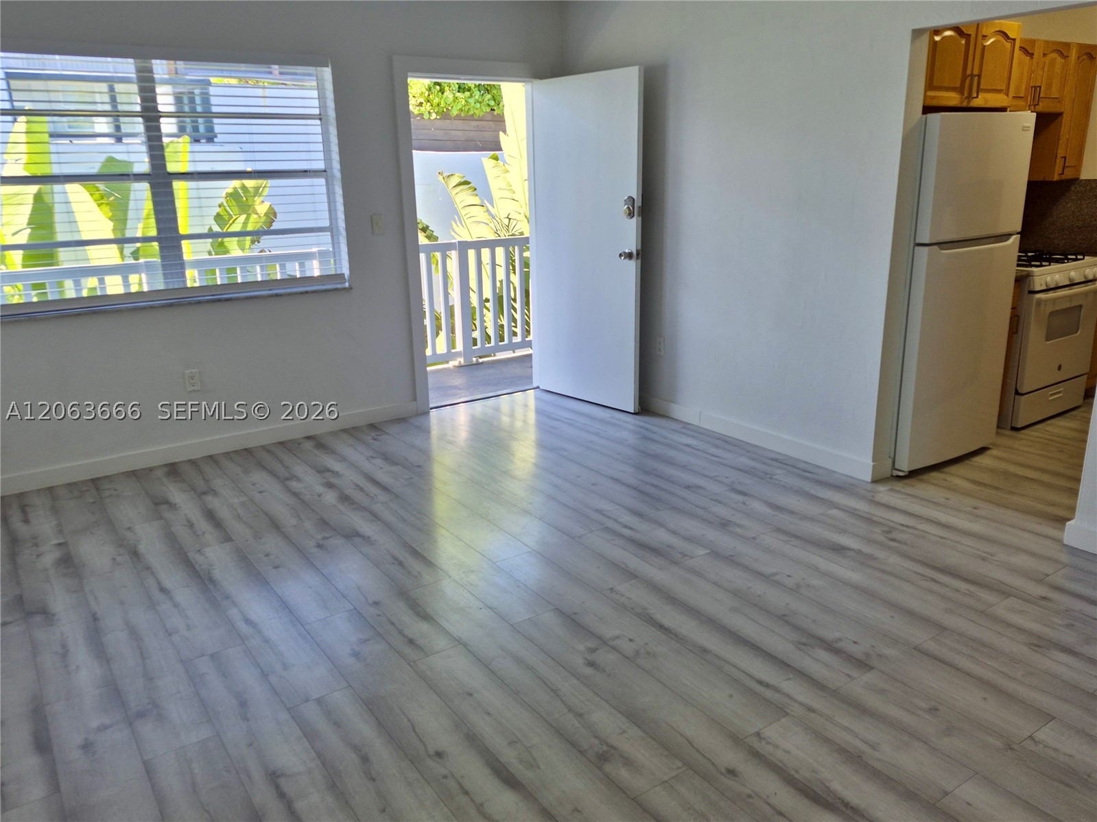 344 Meridian Ave 4b Property Photo 1