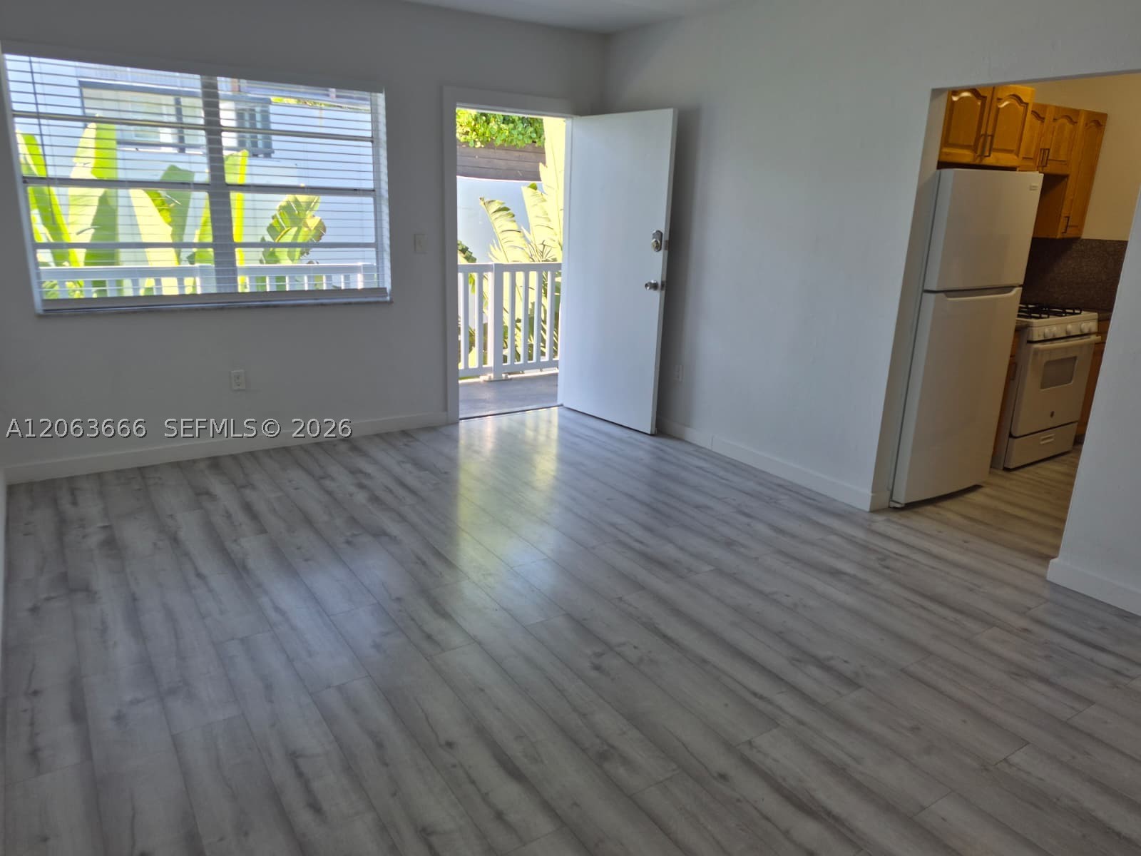 344 Meridian Ave 4b Property Photo 4