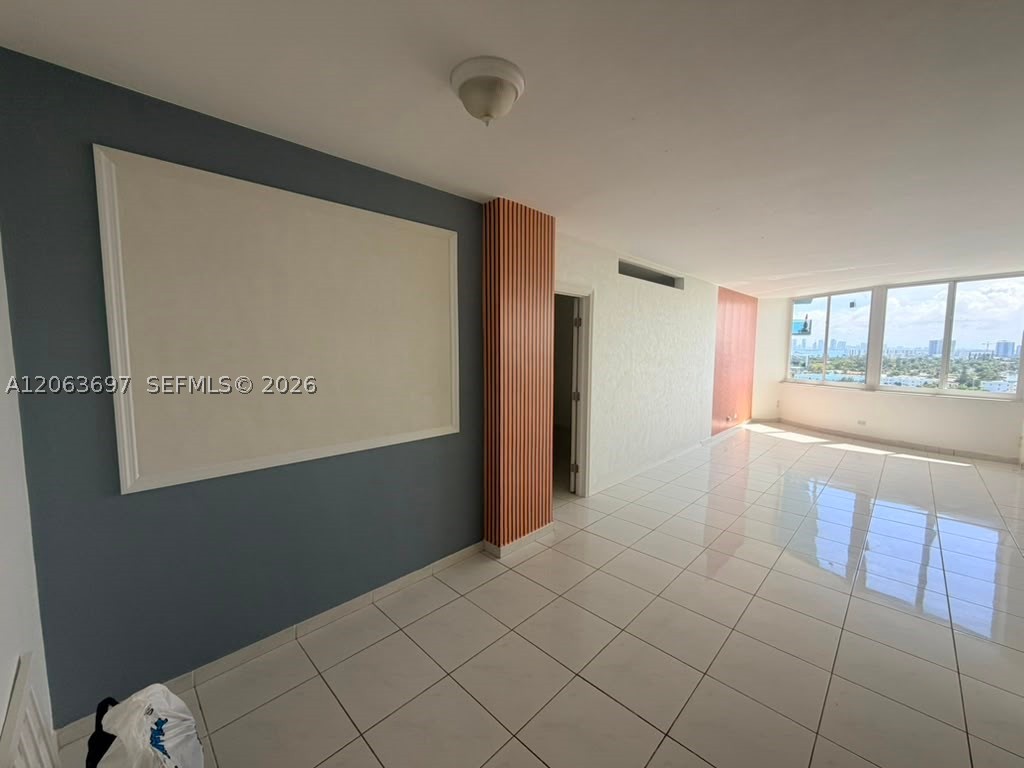 7441 Wayne Ave 14d Property Photo 3