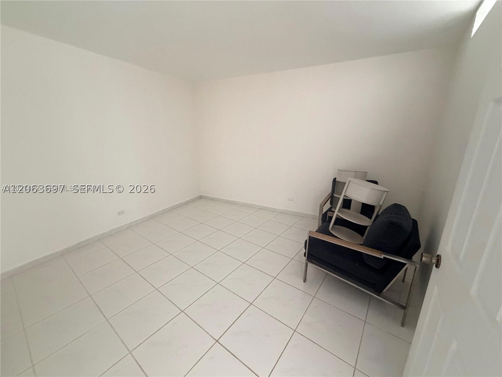 7441 Wayne Ave 14d Property Photo 14