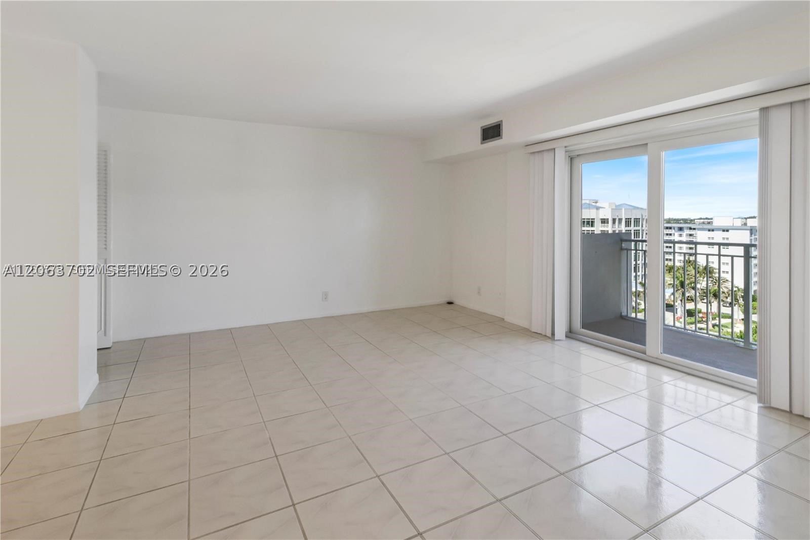3215 S Ocean Blvd 804 Property Photo 5