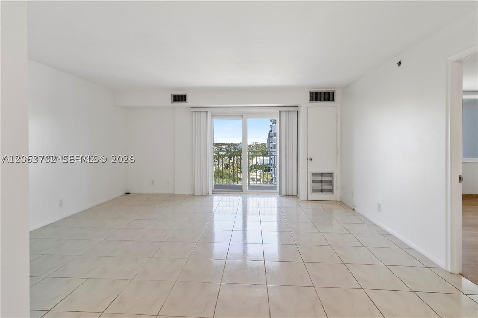3215 S Ocean Blvd 804 Property Photo 8