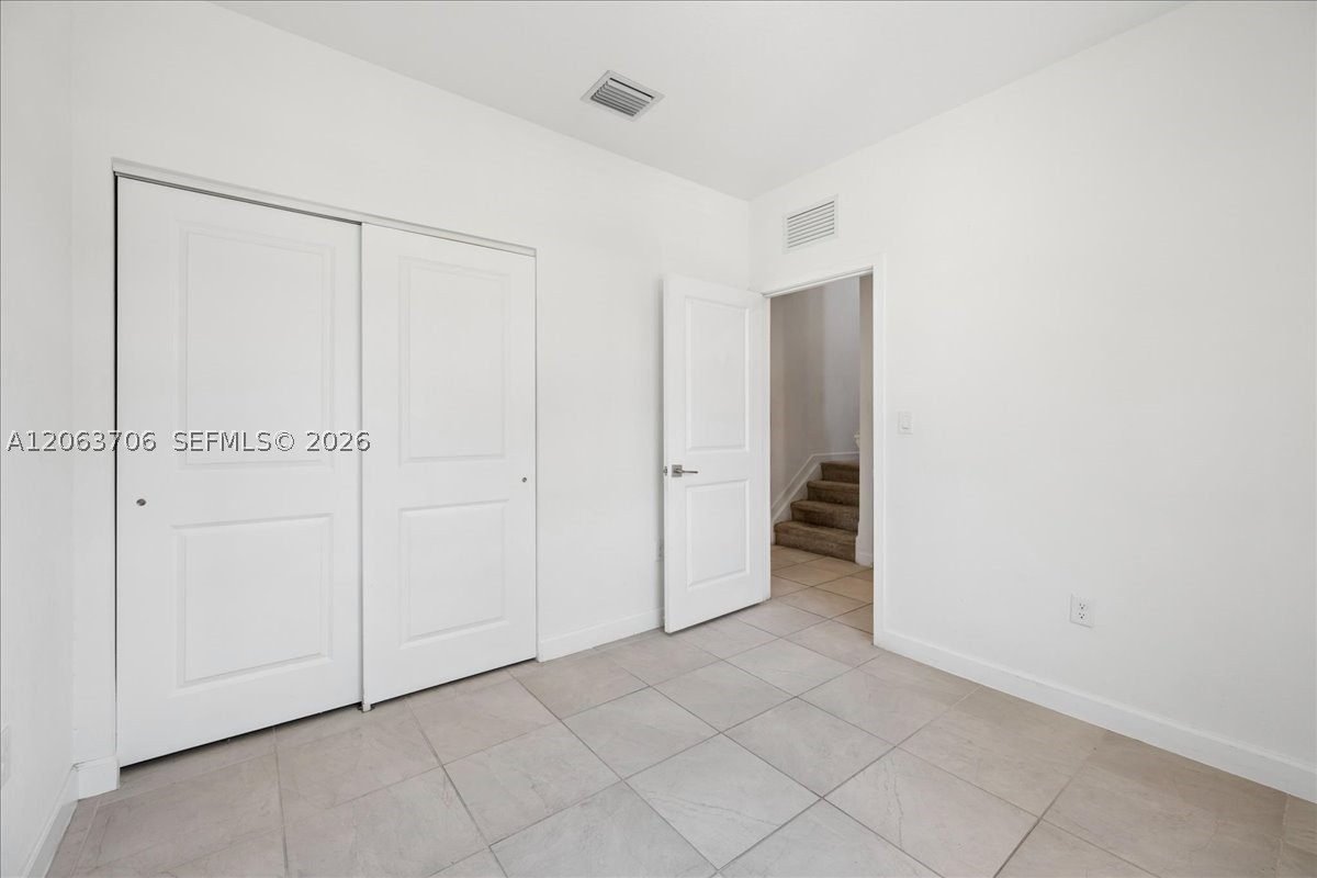 2478 Se 10th Ct Property Photo 9