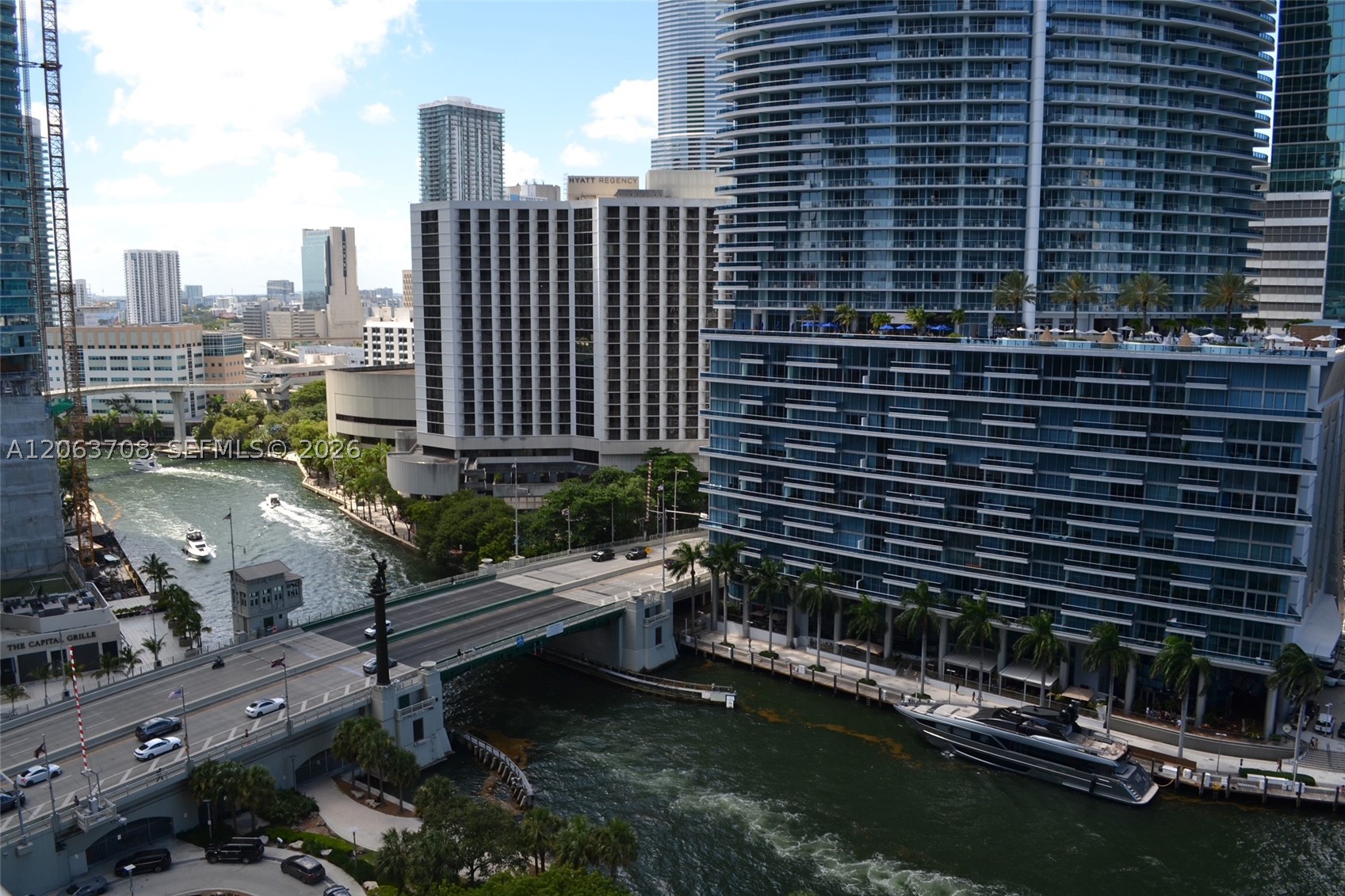 475 Brickell Ave 1814 Property Photo 3
