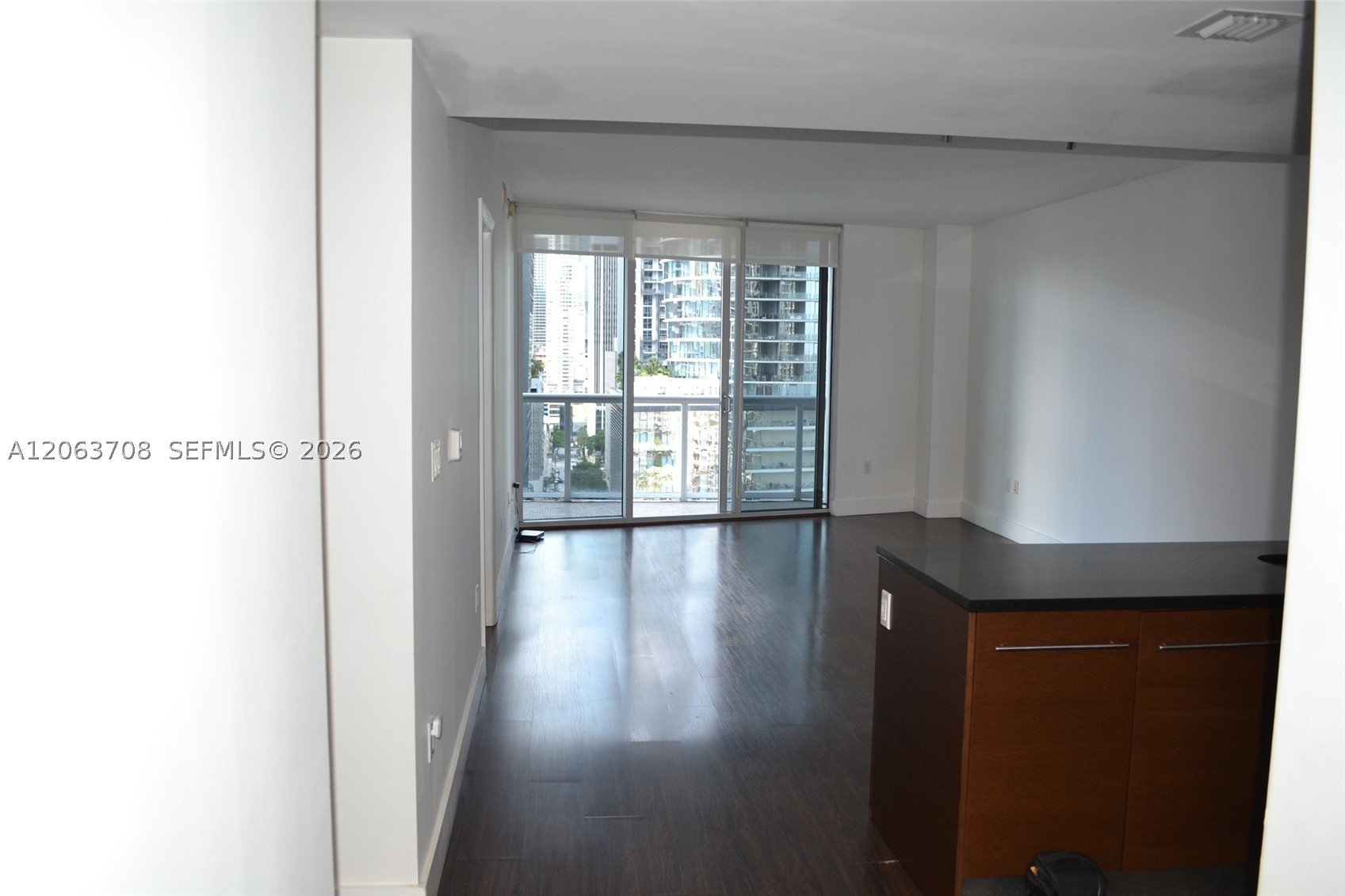 475 Brickell Ave 1814 Property Photo 10