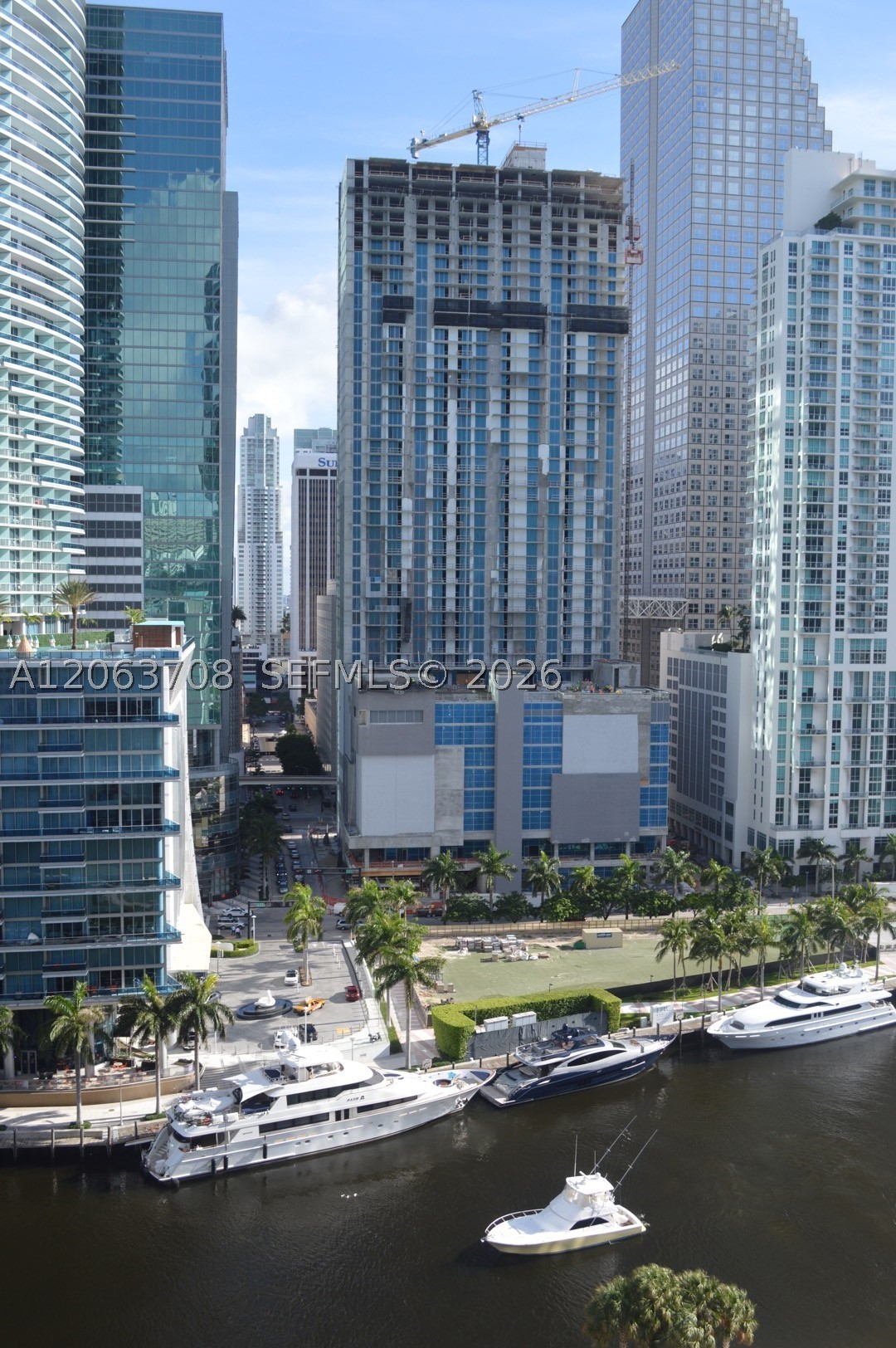 475 Brickell Ave 1814 Property Photo 22