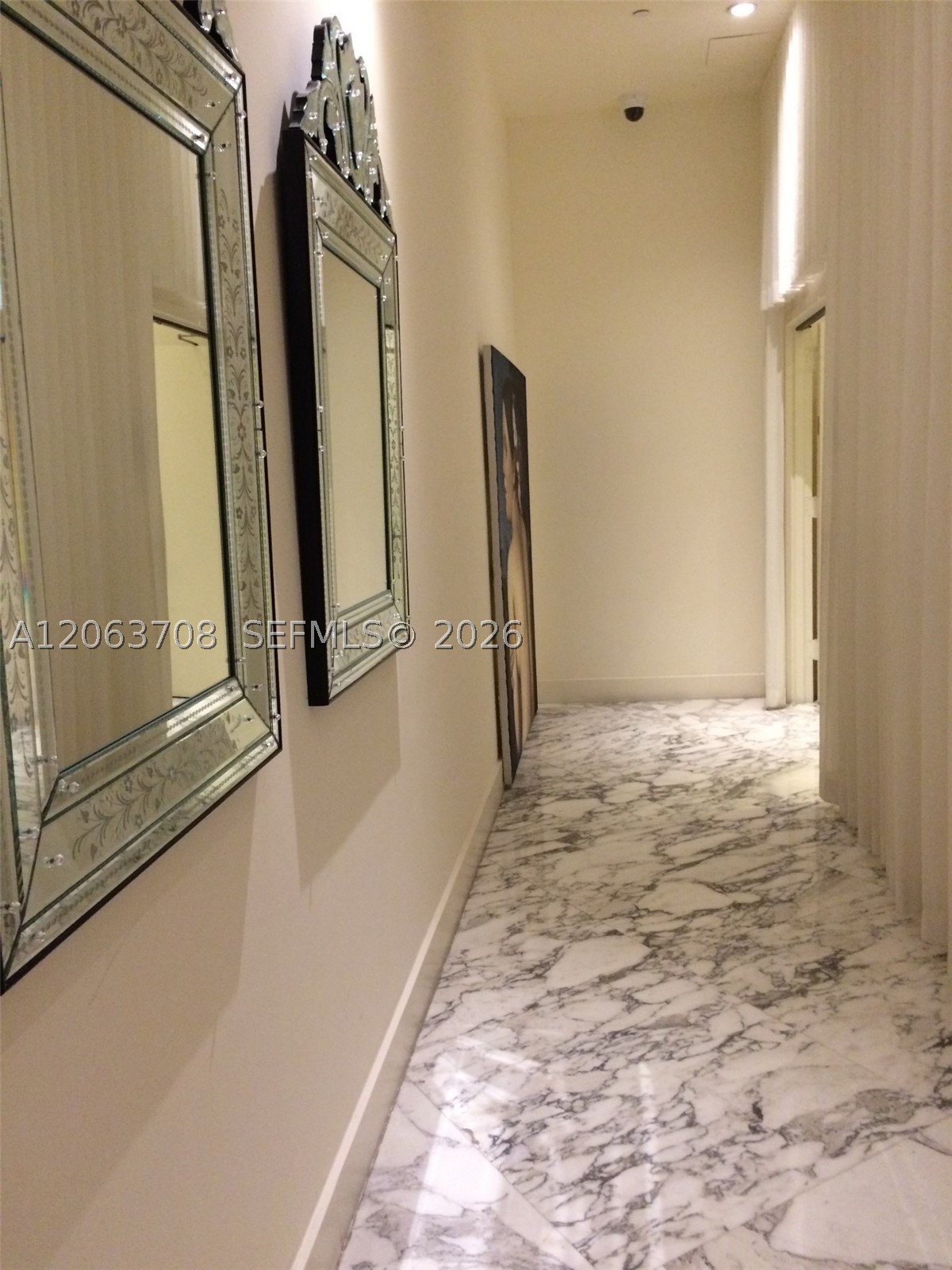 475 Brickell Ave 1814 Property Photo 25
