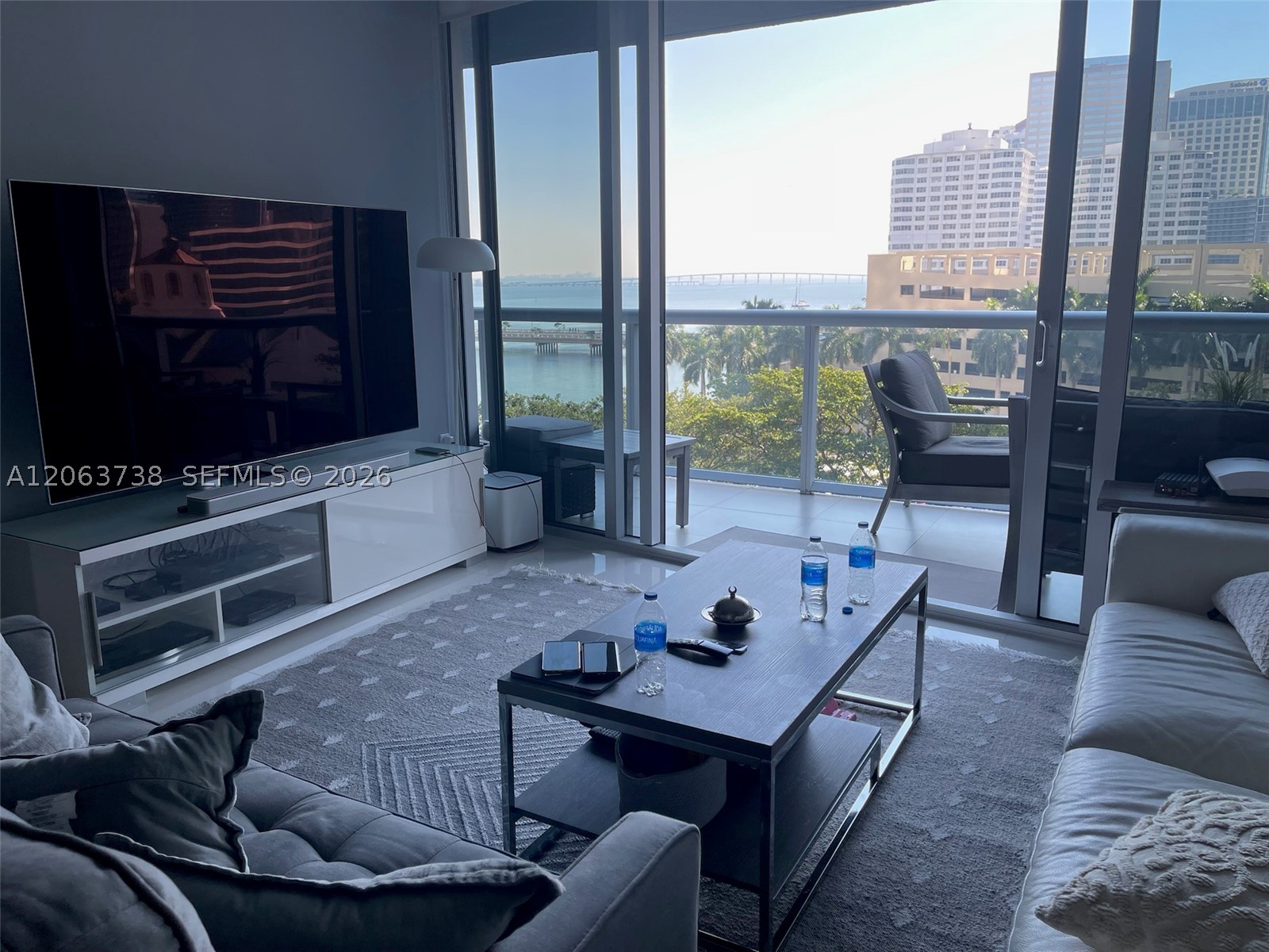 495 Brickell Ave 703 Property Photo 3