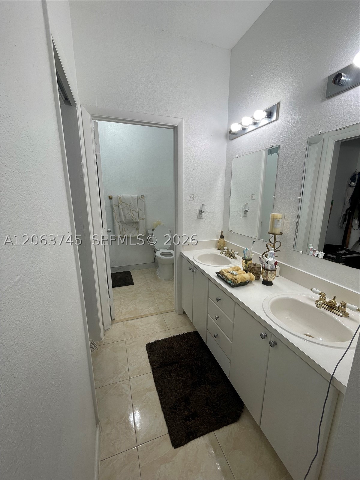 20764 Nw 31st Ave Property Photo 10