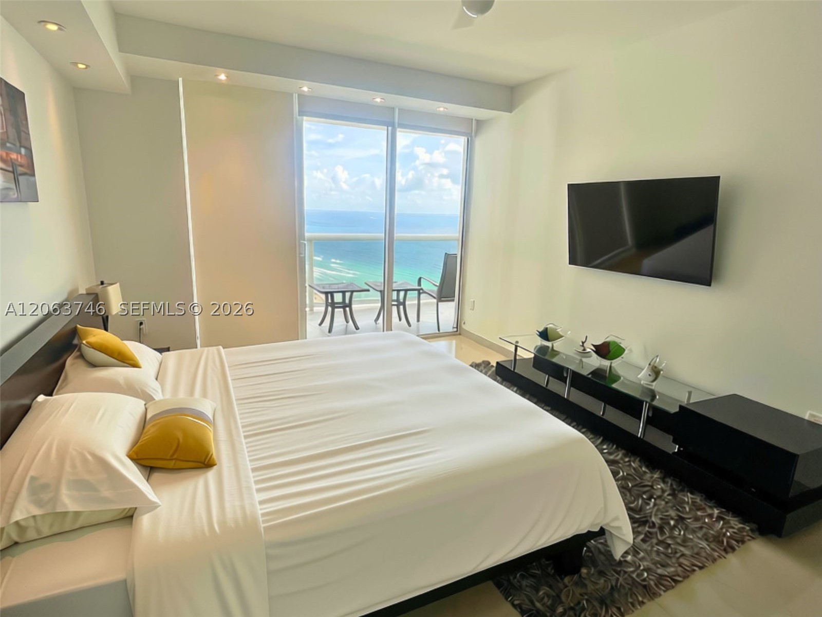 1830 S Ocean Dr 3011 Property Photo 8