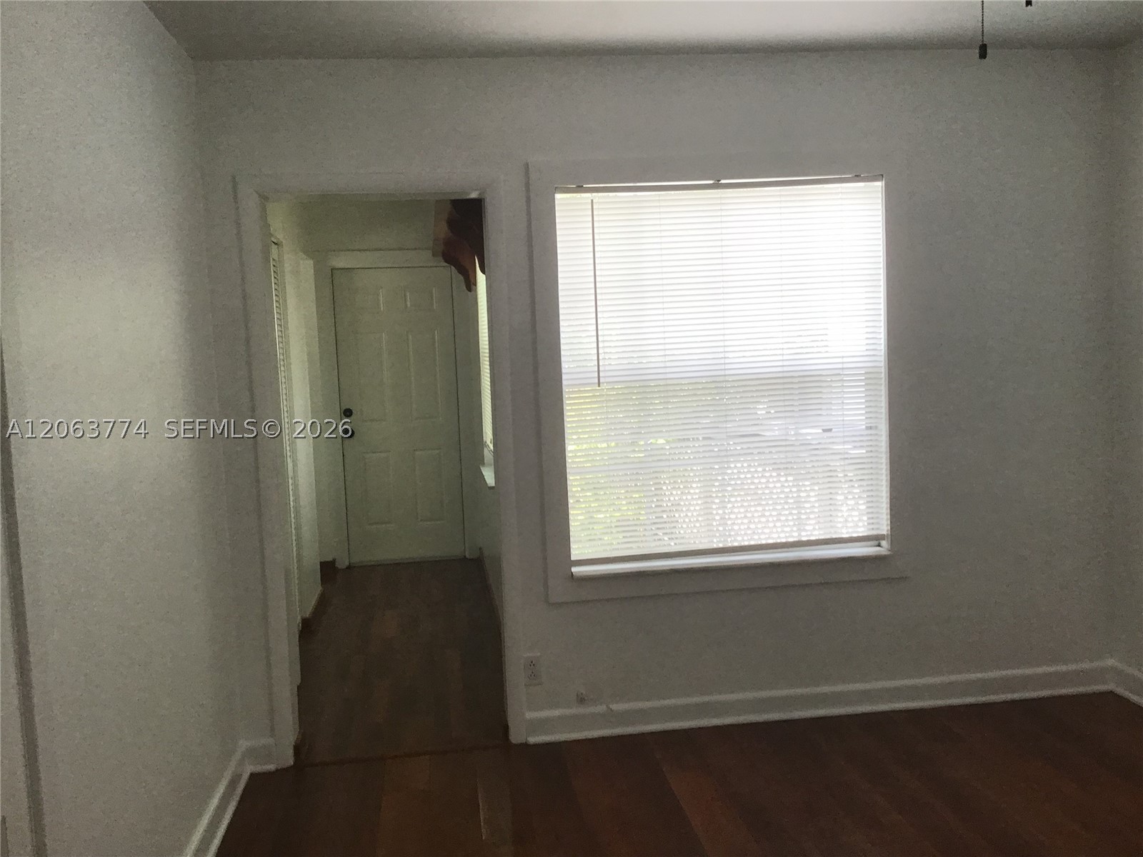 429 49th St Property Photo 10