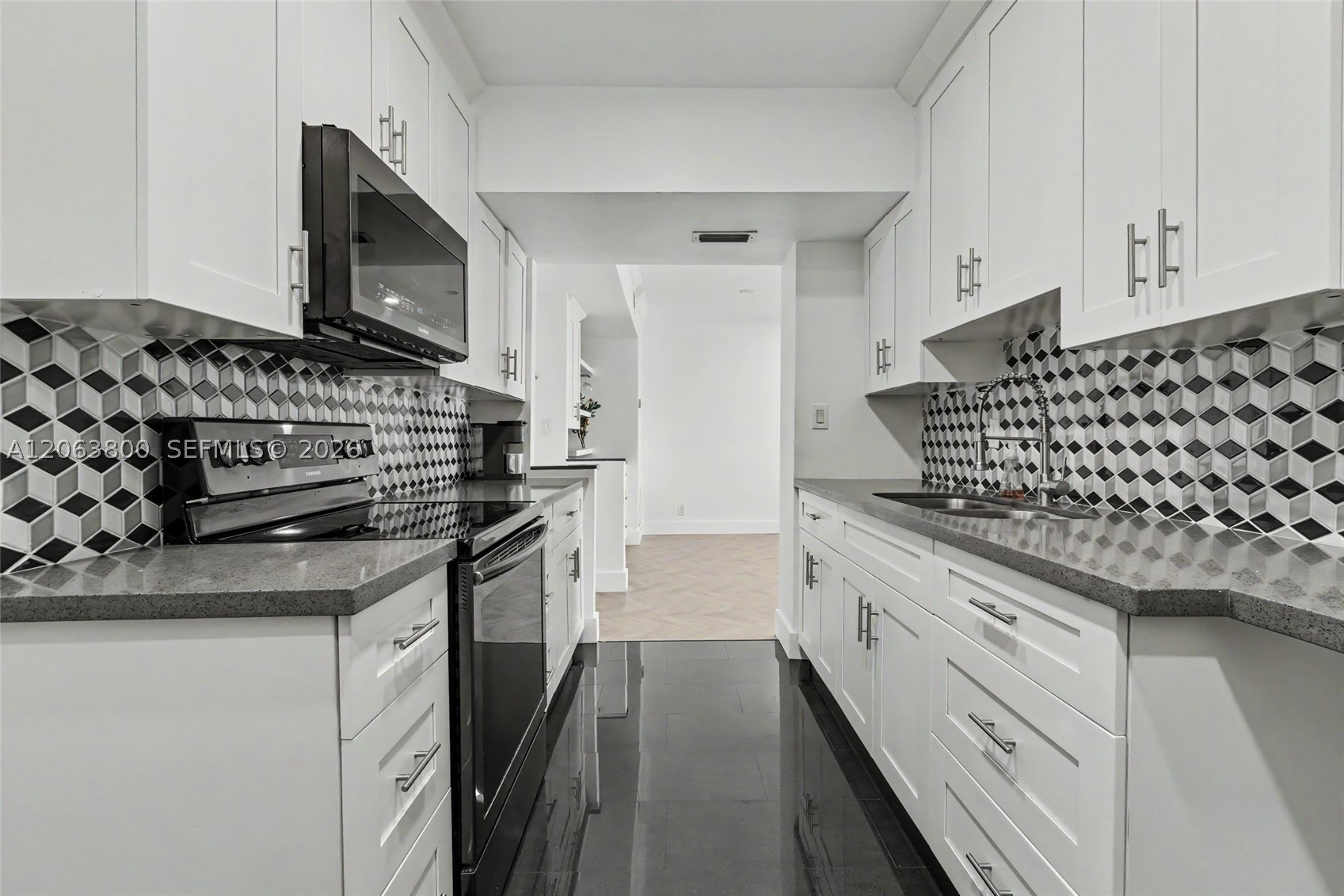 4400 Hillcrest Dr 1005a Property Photo 16
