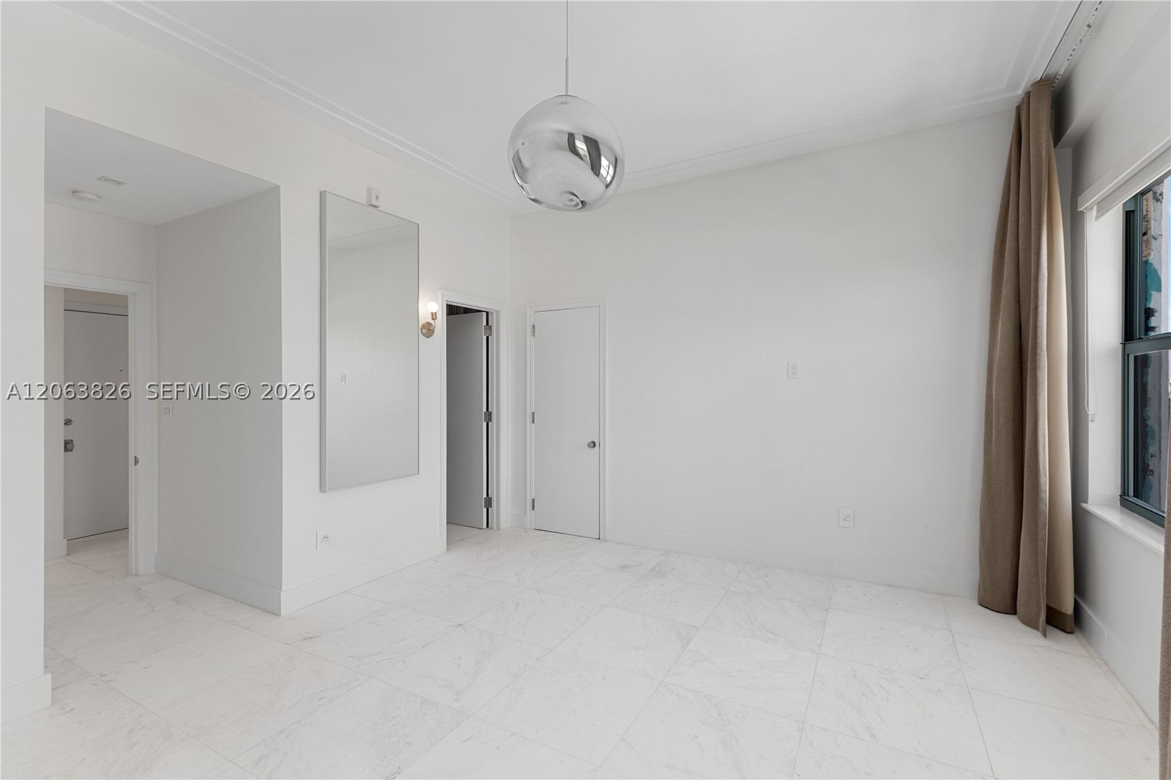 2421 Lake Pancoast Dr 7a Property Photo 13