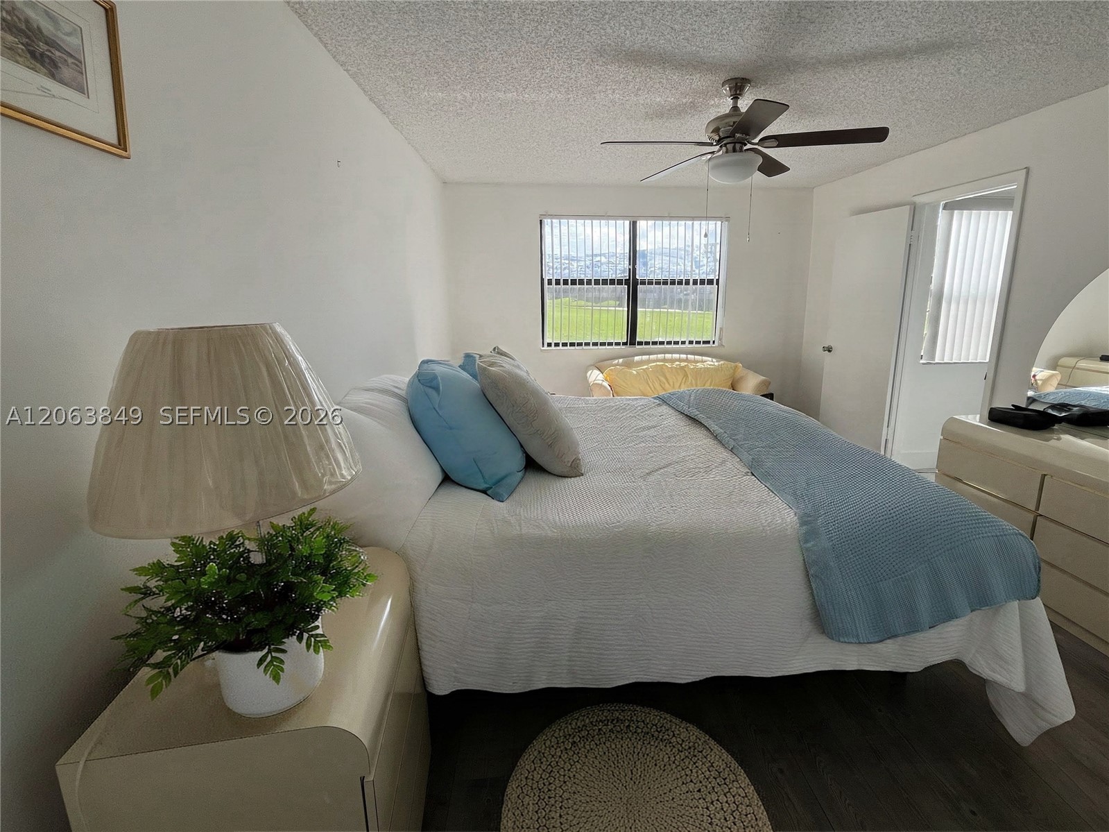 2901 N Nob Hill Rd 107 Property Photo 11