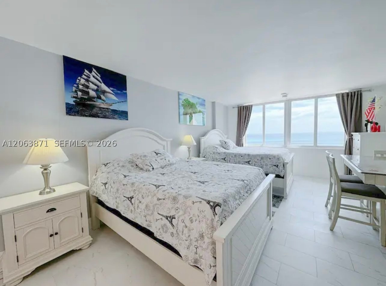19201 Collins Ave 545 Property Photo 7