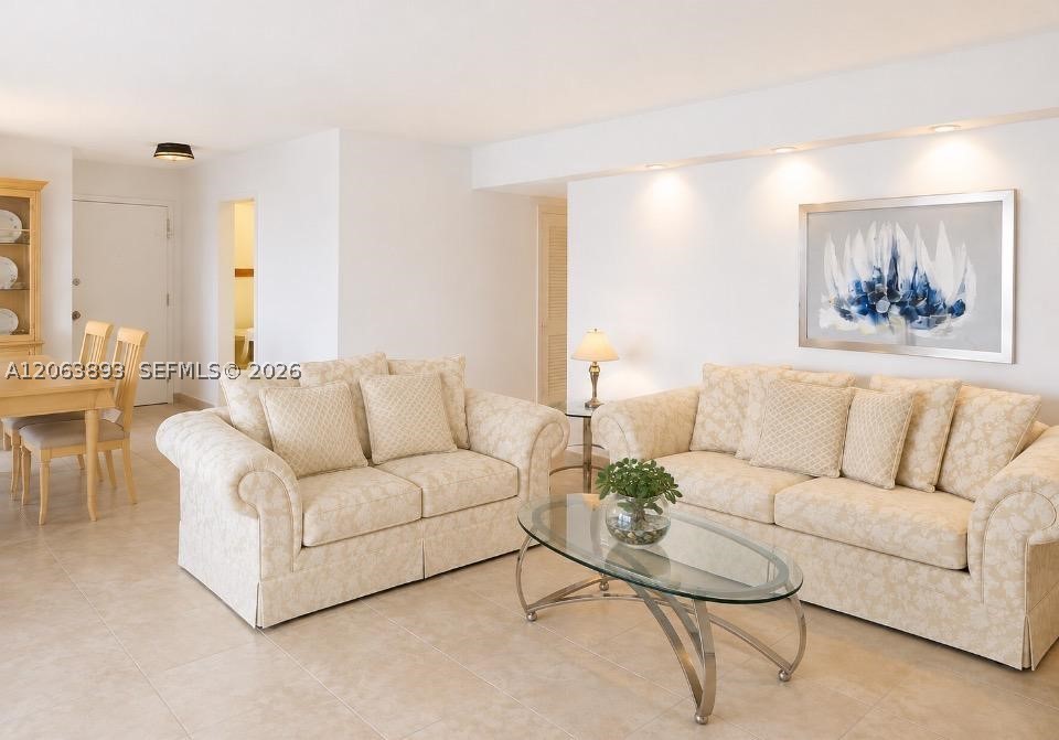 2030 S Ocean Dr 521 Property Photo 12