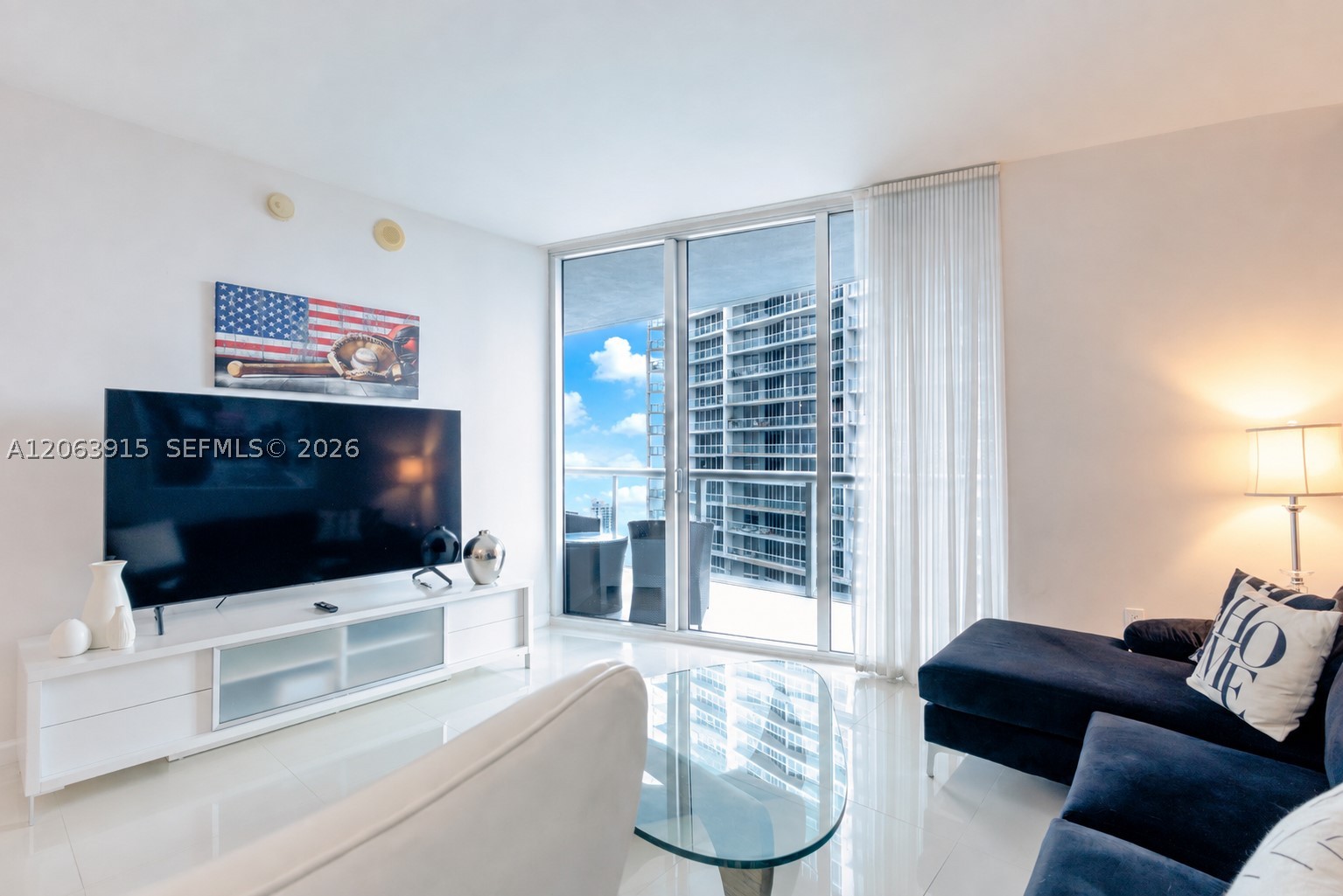 475 Brickell Ave 4511 Property Photo 2